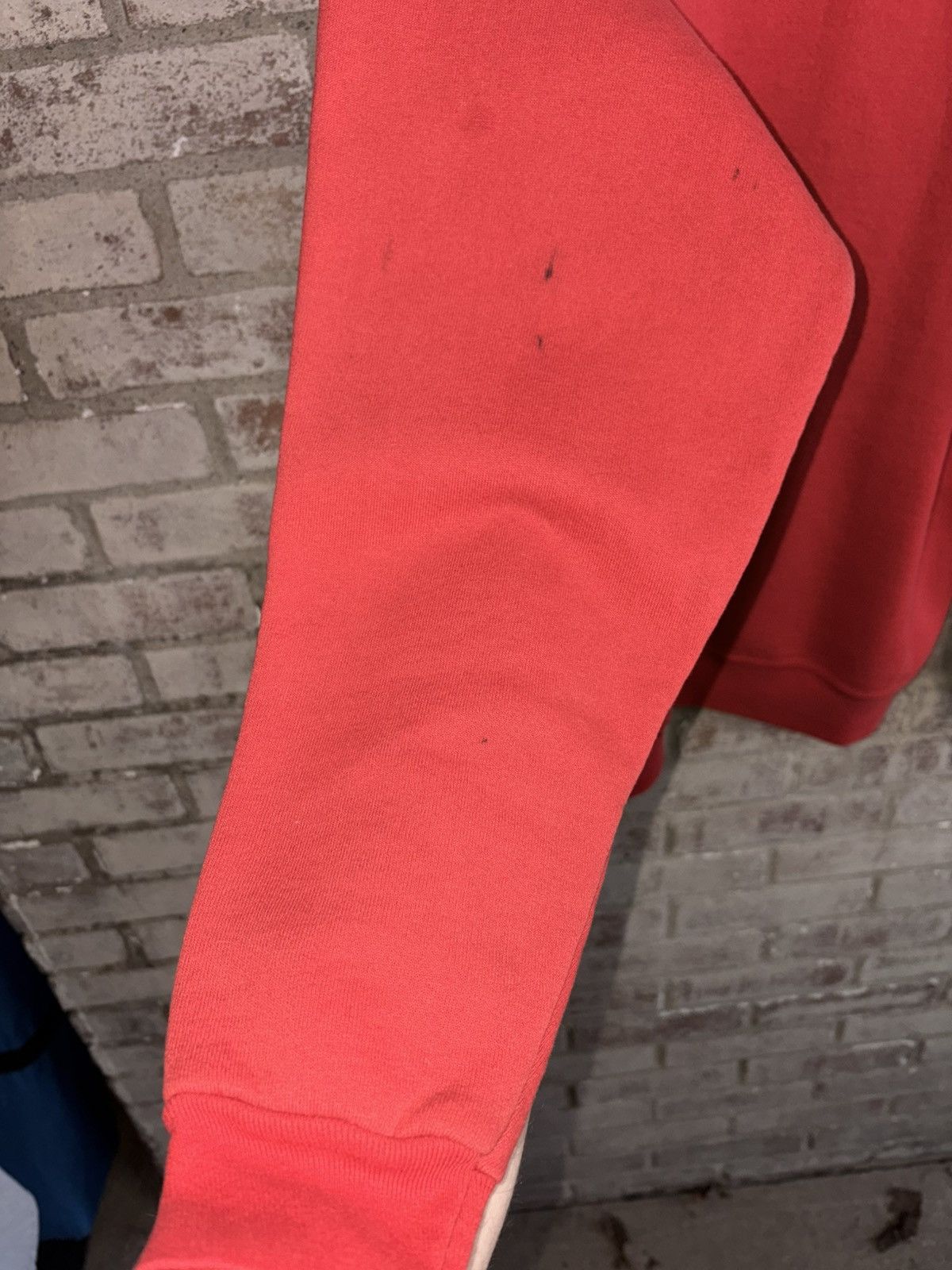Fruit Of The Loom Vintage 90s Bootleg GUCCI Red Crewneck Sweatshirt Size US XL / EU 56 / 4 - 5 Thumbnail