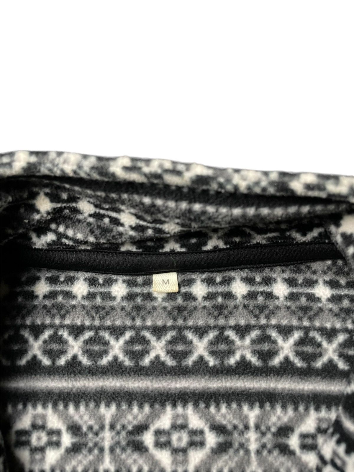 If Six Was Nine × Japanese Brand 🚀Topvalu Japanese Neck Nordic Pattern Fleece Jacket Size US M / EU 48-50 / 2 - 8 Thumbnail