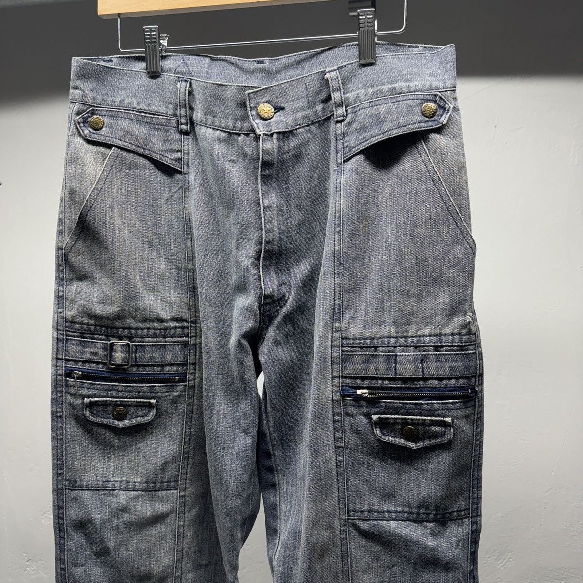Vintage 90s Y2K Faded Thrashed Denim Cargo Jeans Pants ERD Grunge Size US 33 - 4 Thumbnail