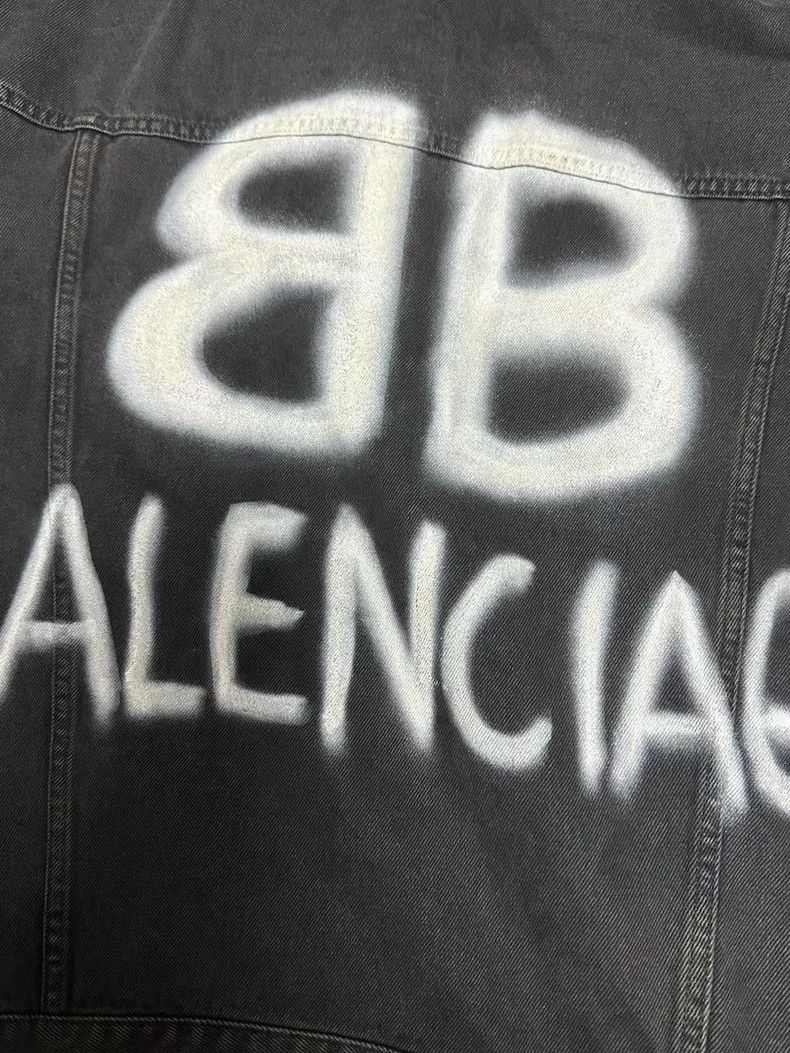 Balenciaga Balenciaga Painted logo luminous denim jacket jacket Size US XS / EU 42 / 0 - 3 Thumbnail