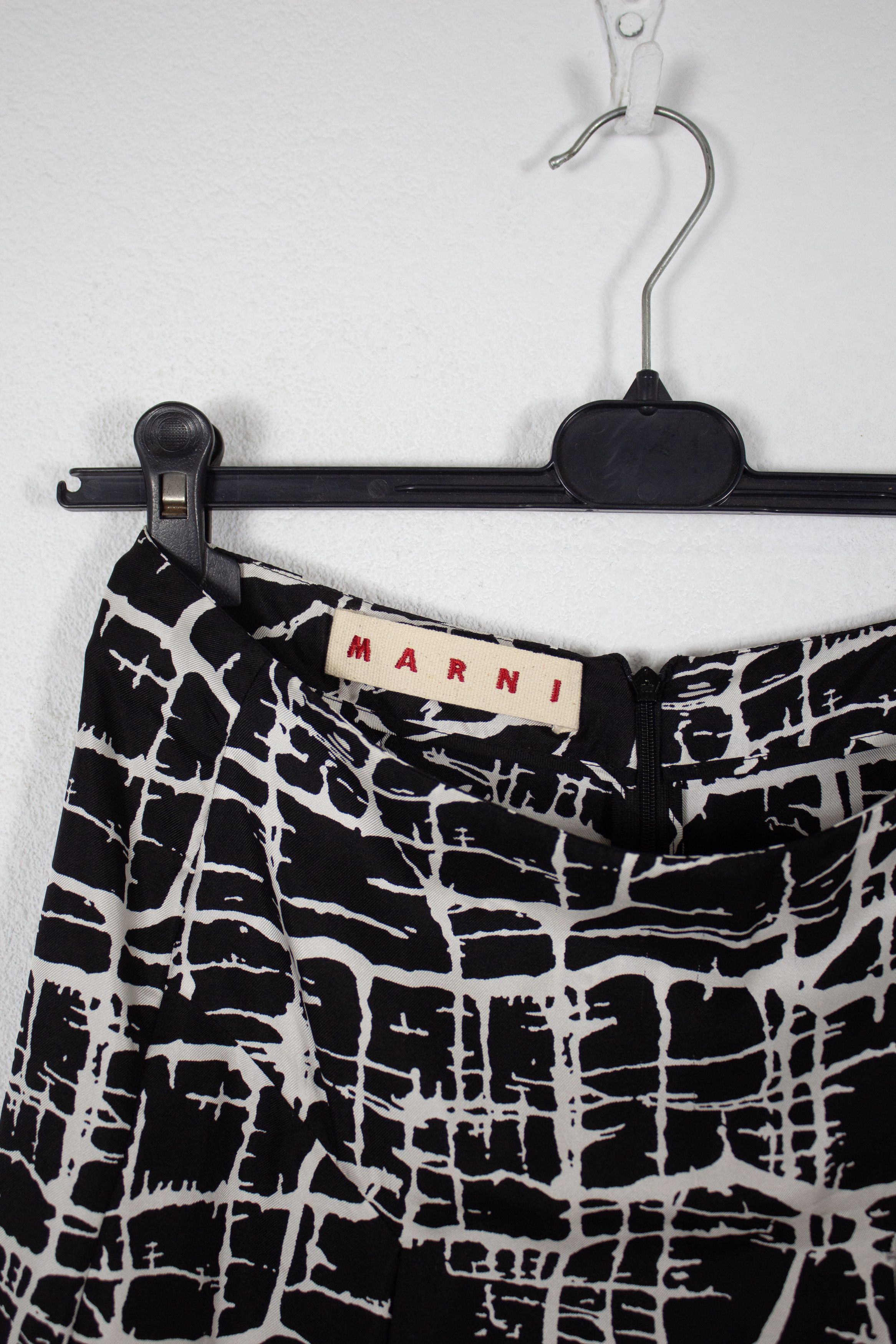 Marni Marni Silk Abstract Pattern Printed Skirt Size 26" / US 2 / IT 38 - 2 Thumbnail