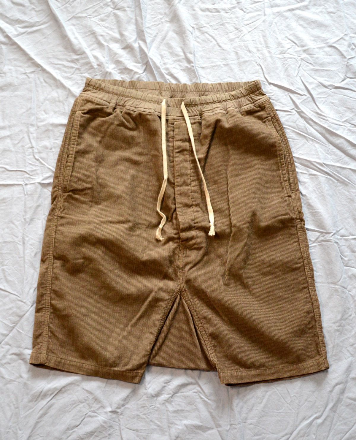 image of Rick Owens Corduroy Pod Shorts in Dark Dust, Men's (Size 36)