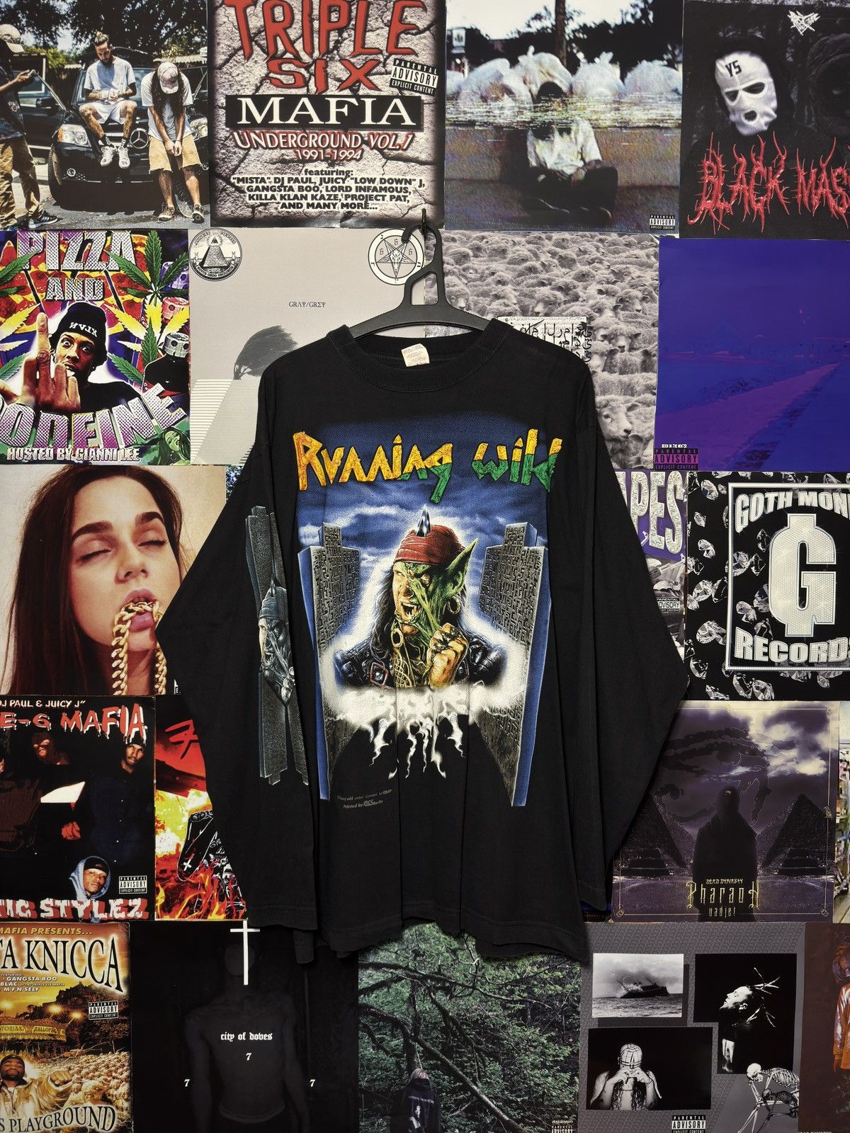 Vintage Vintage Running Wild Masquerade Tour 1996 Long Sleeve Shirt Size US XL / EU 56 / 4 - 1 Thumbnail
