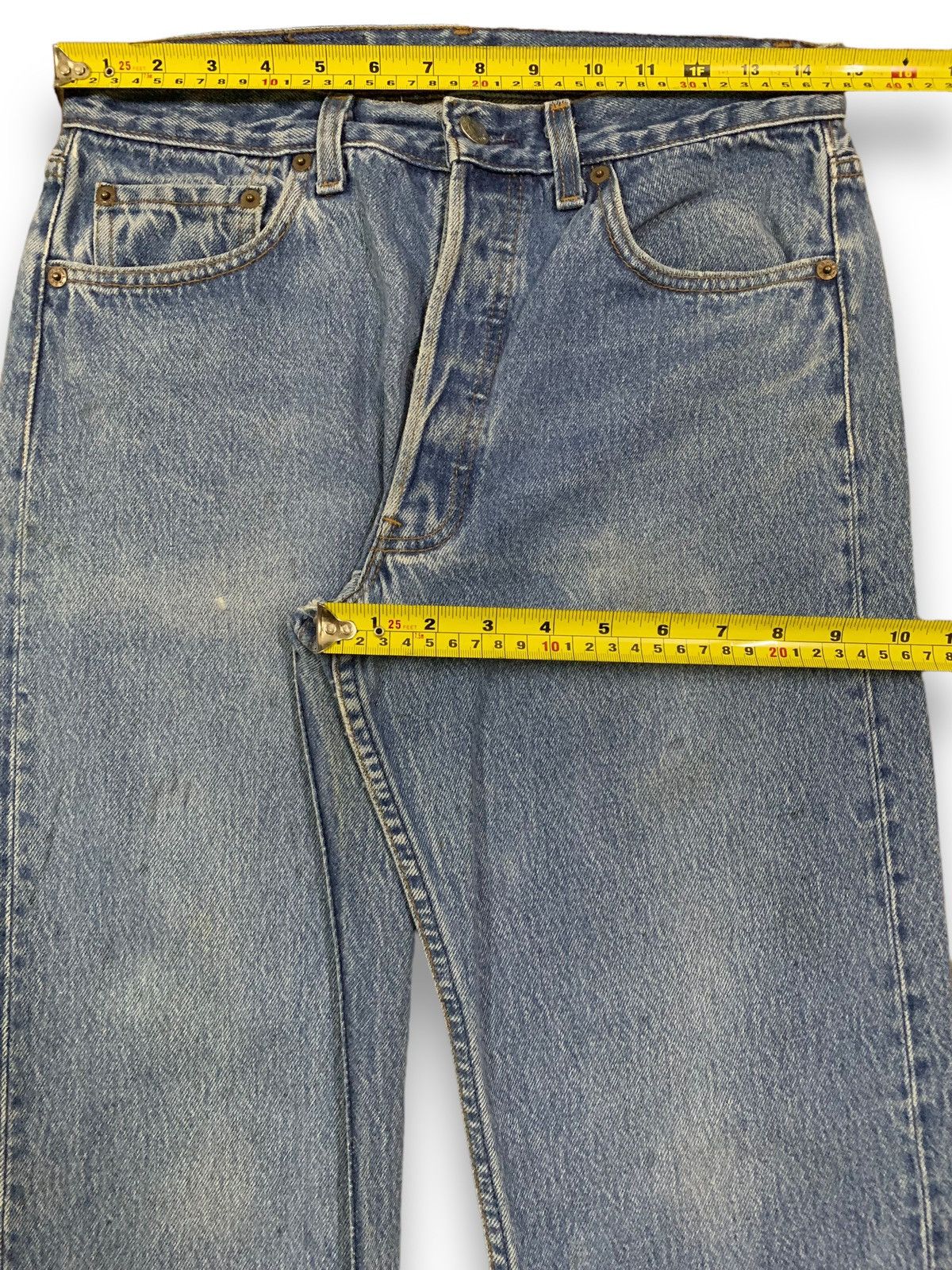 Levi's Vintage 90s Levis 501 Button Fly Faded Jeans Made in USA Size US 30 / EU 46 - 15 Thumbnail