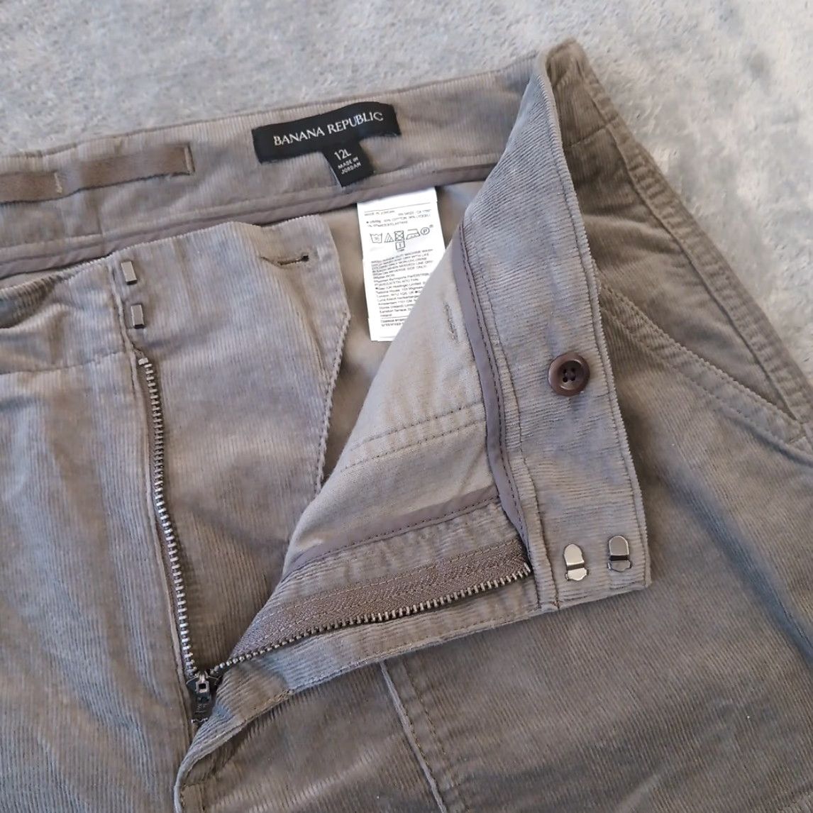 Banana Republic Banana Republic Pants Womens Size 12 Regular Gray Corduroy Ankle Zip Pockets Tapered Inseam 29 in Size 34" / US 12 / IT 48 - 5 Thumbnail