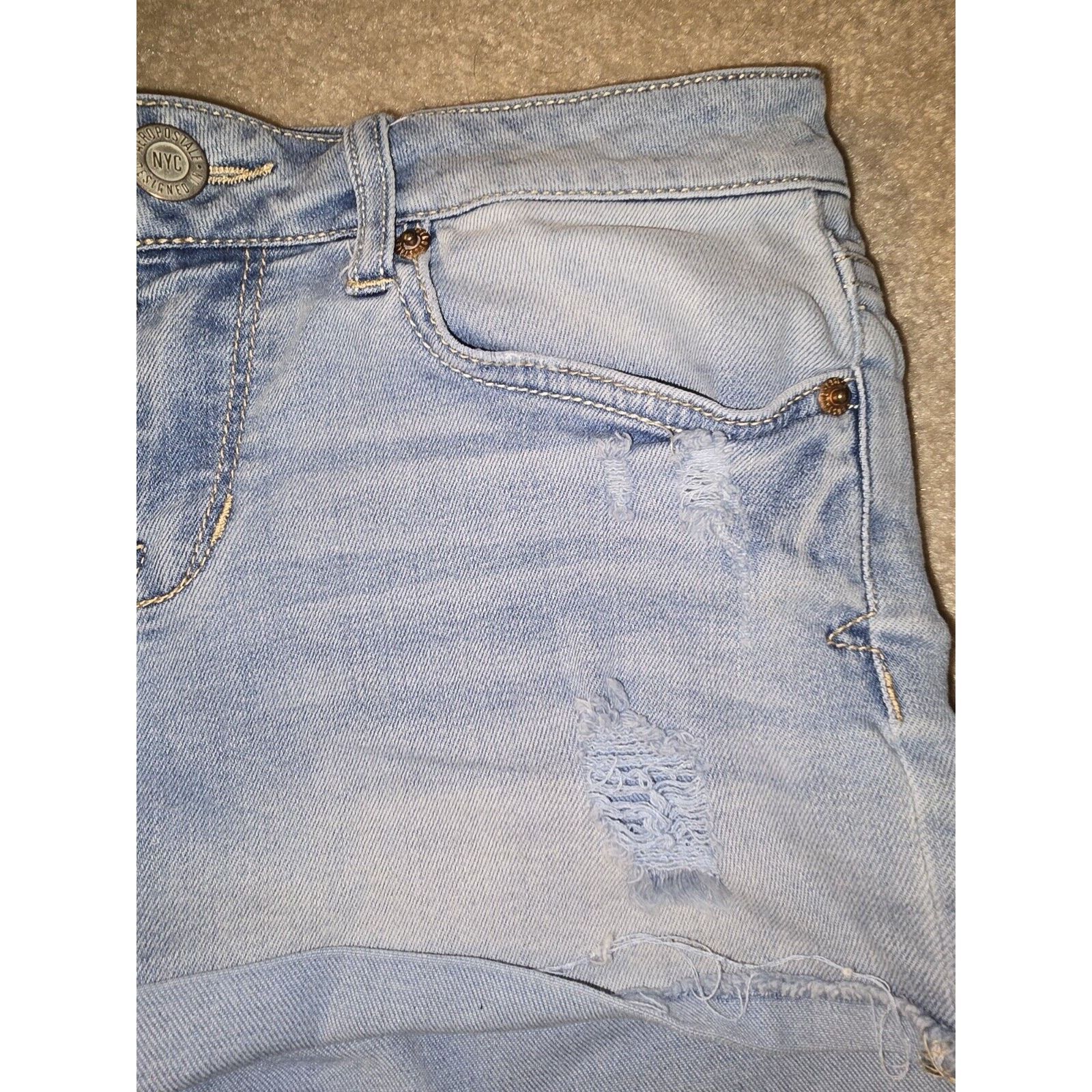 Aeropostale Aeropostale Shorts Womens Size 2 Distressed Low rise Denim Size 26" / US 2 / IT 38 - 3 Thumbnail
