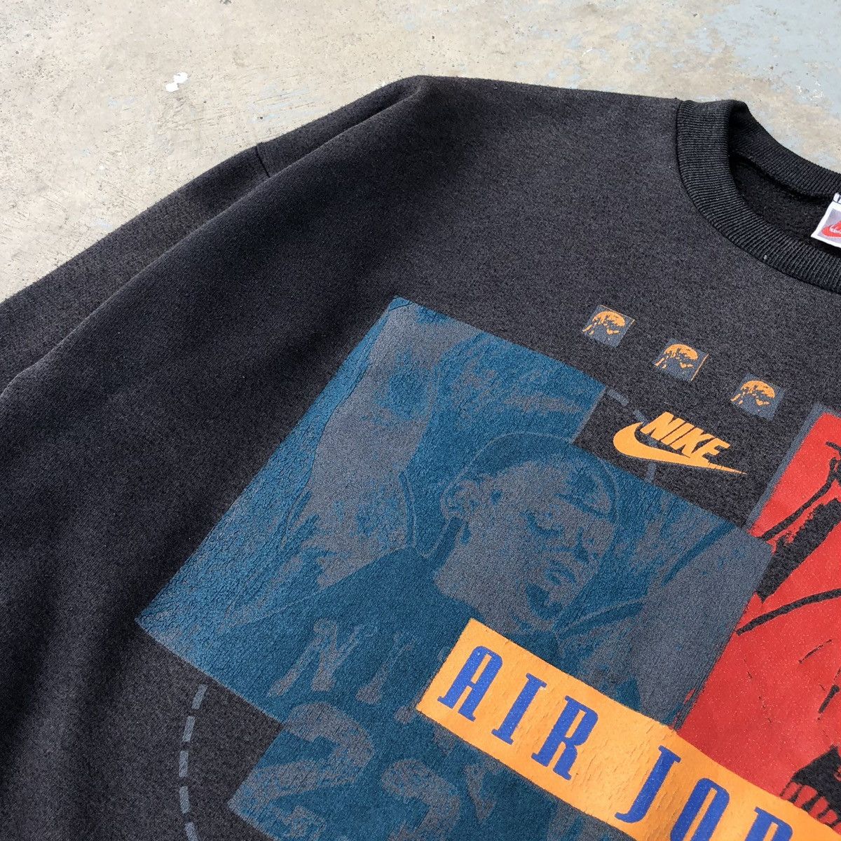 Nike Vintage Nike Air Jordan Michael Jordon Sun Faded Sweatshirts Size US L / EU 52-54 / 3 - 10 Thumbnail