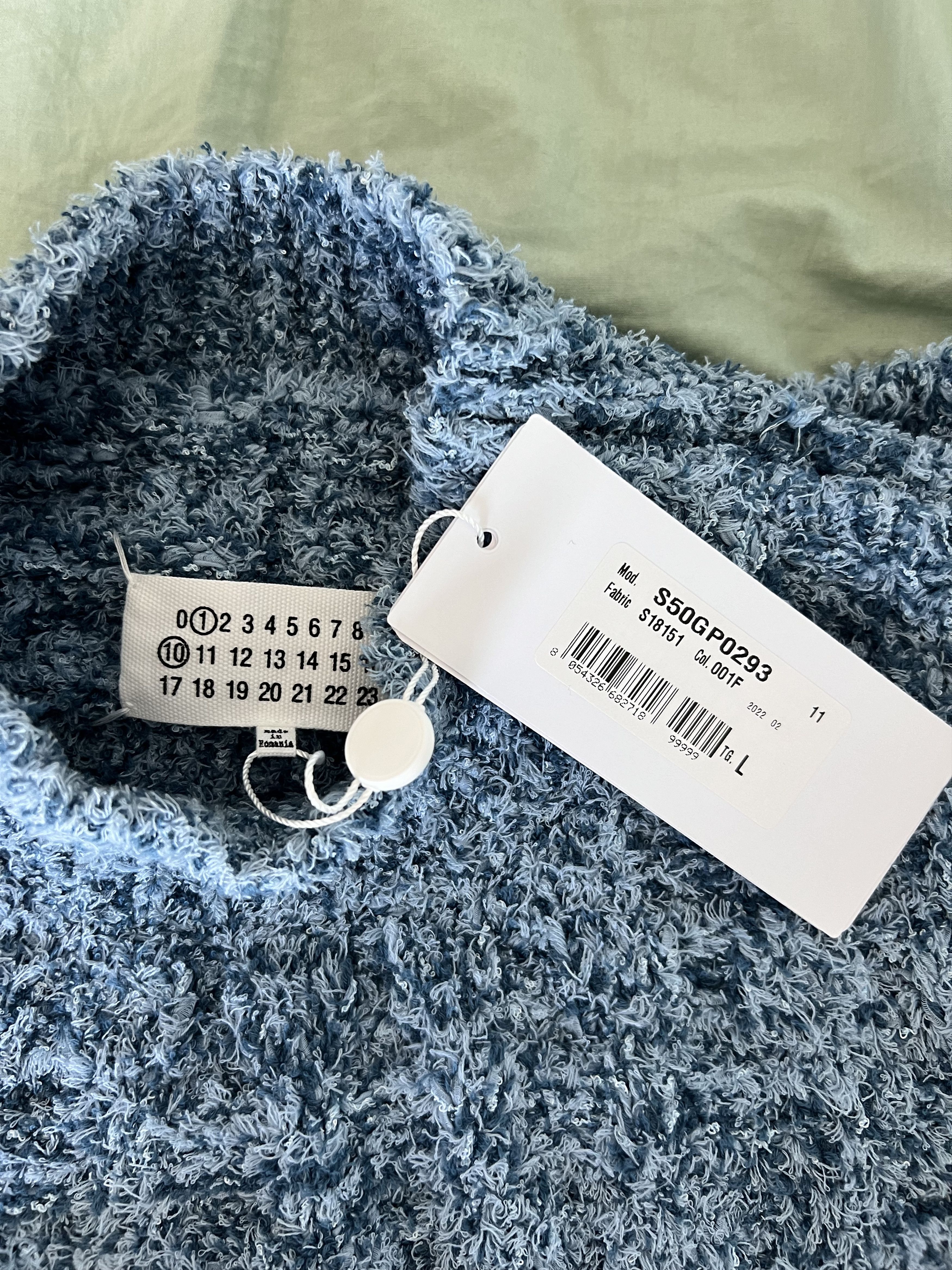 Maison Margiela Maison Margiela Mock Neck Sweater Vest in Blue Size US L / EU 52-54 / 3 - 6 Thumbnail