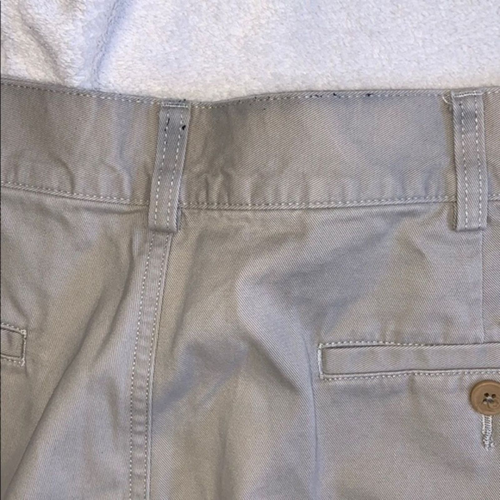 Jos. A. Bank Joseph A Bank Tan Neutral Cargo Shorts | Sz 35 Size US 35 - 4 Thumbnail