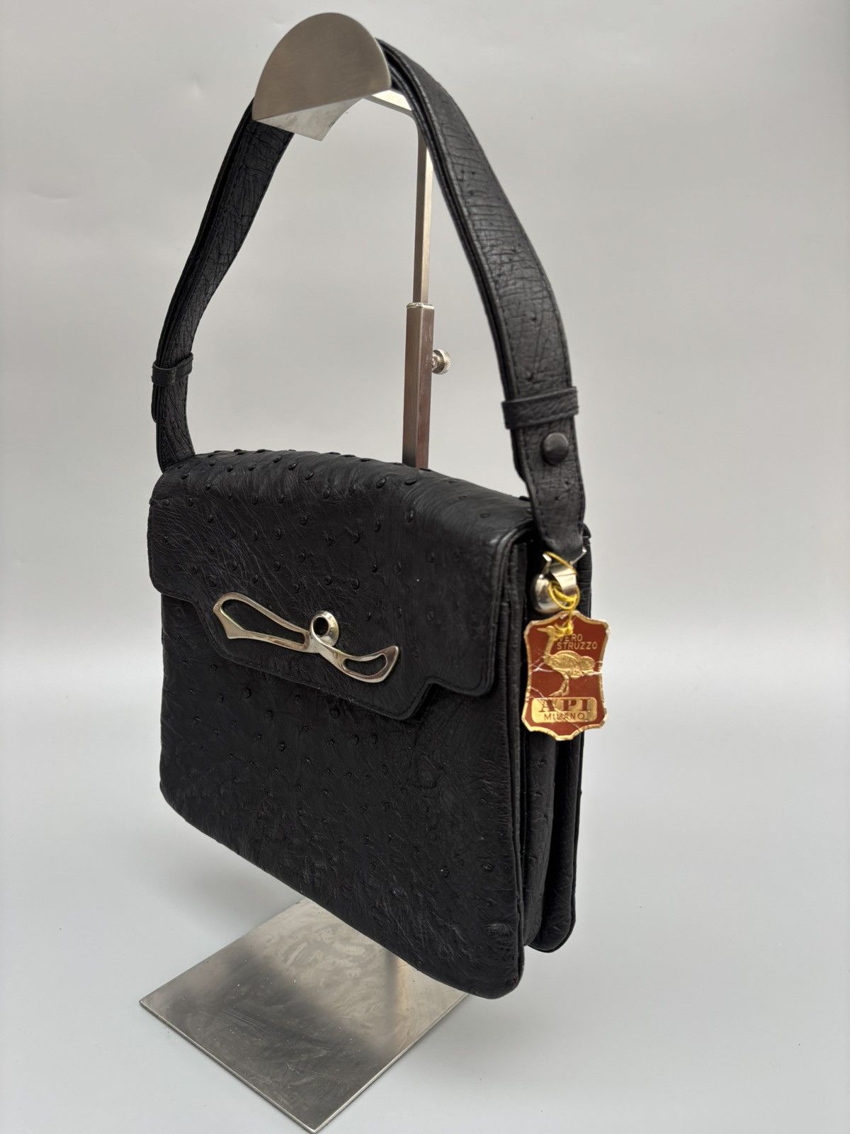 Vintage API Hand made in Italy Real ostrich shoulder bag Size ONE SIZE - 3 Thumbnail