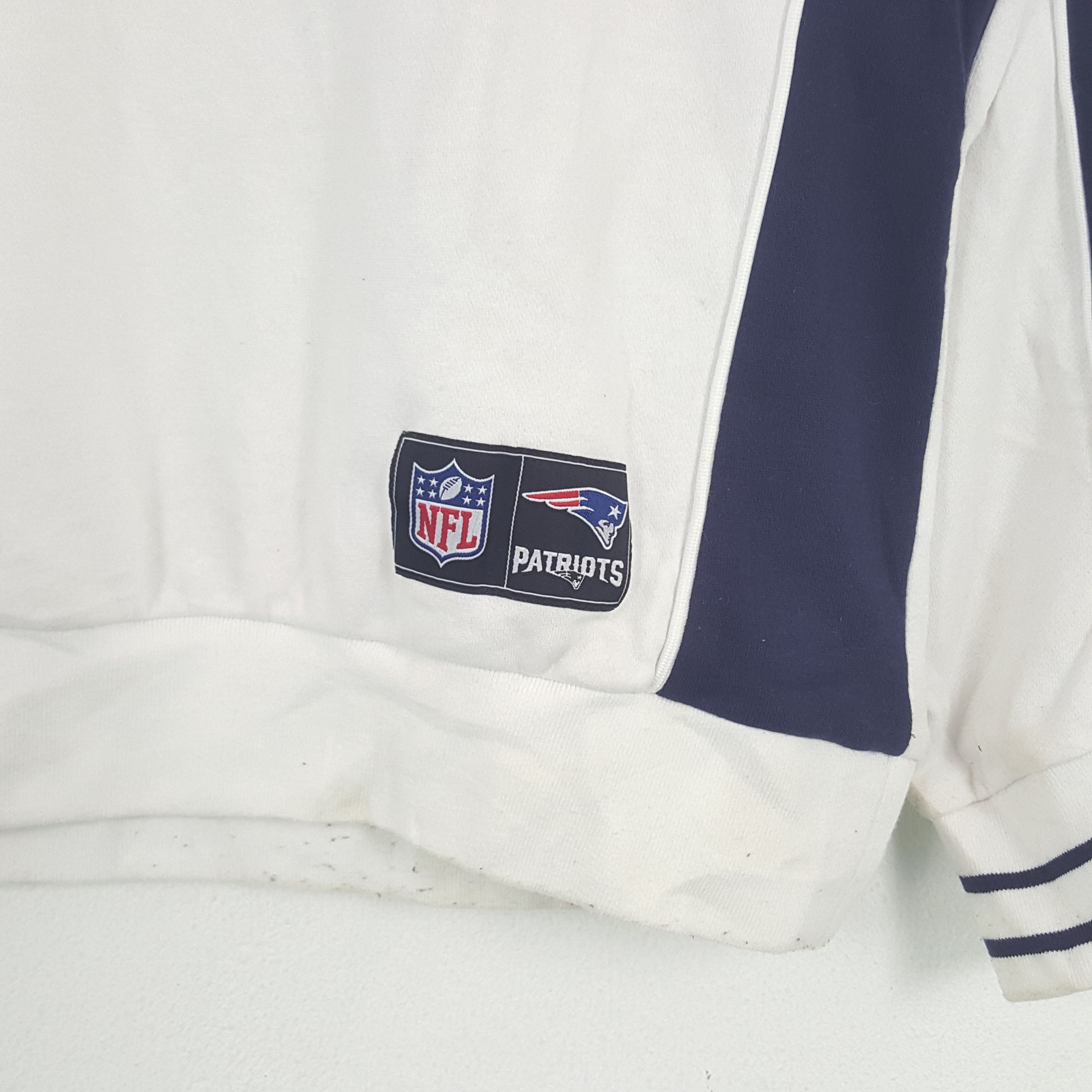 NFL × Vintage Vintage New England Patriots Football Team Sweatshirt Hoodie Size US L / EU 52-54 / 3 - 3 Thumbnail