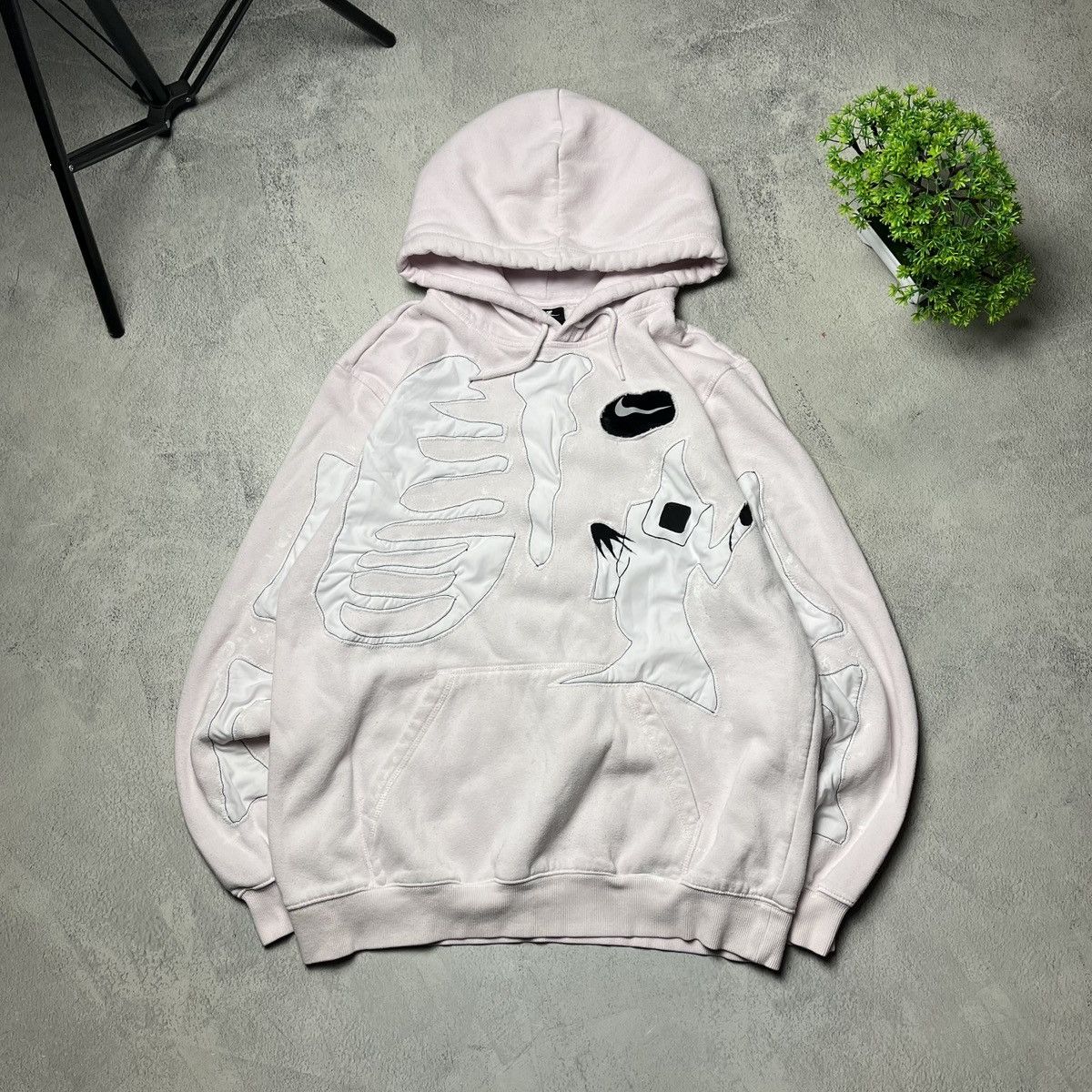 Nike × Vintage Hype Custom Nike Ghost x Skeleton y2k pink hoodie Size US S / EU 44-46 / 1 - 1 Thumbnail