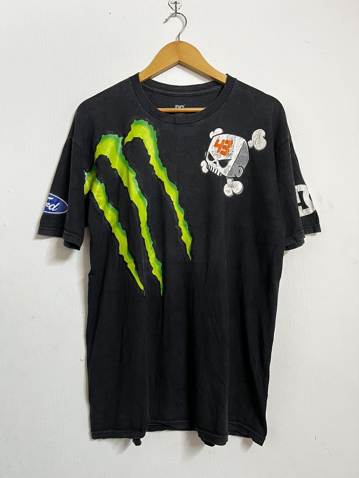 Vintage 🔥HOT DROPS🔥DC SHOES KEN BLOCK FORD VINTAGE TEE Size US L / EU 52-54 / 3 - 2 Thumbnail