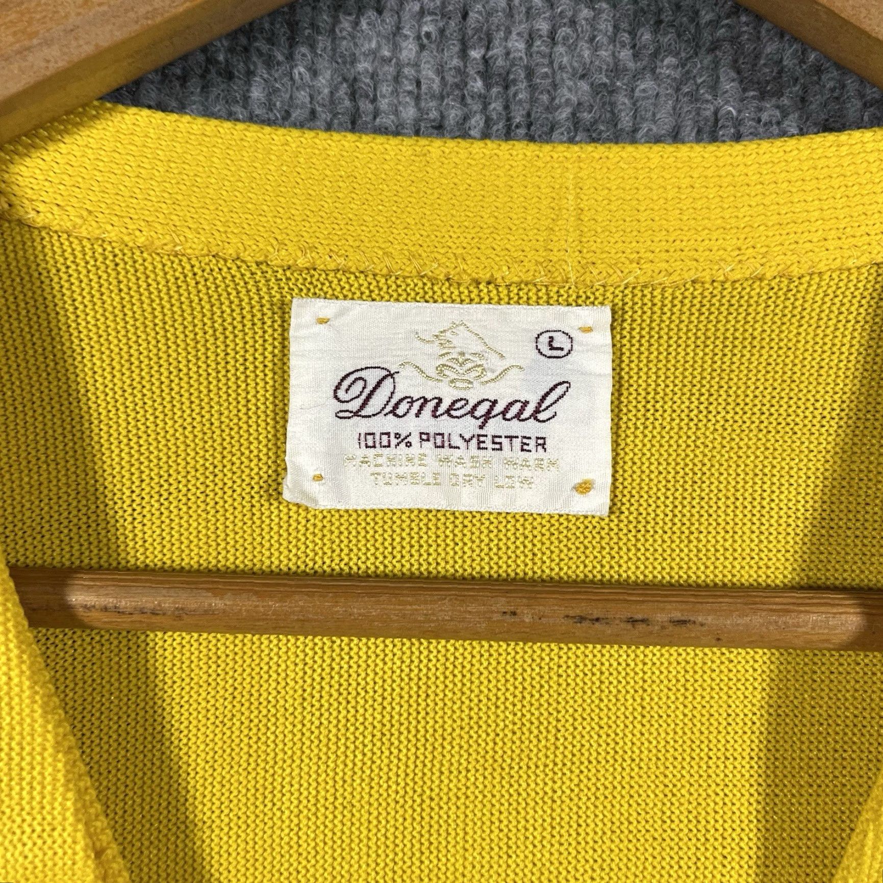 Vintage VINTAGE Donegal Cardigan Sweater 60s 70s Mustard Yellow 5 button Size Large Size US L / EU 52-54 / 3 - 4 Thumbnail