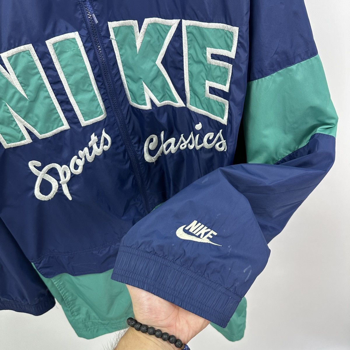 Vintage Vintage 90s Nike Embroidered logo zip up light jacket y2k og Size US L / EU 52-54 / 3 - 7 Thumbnail