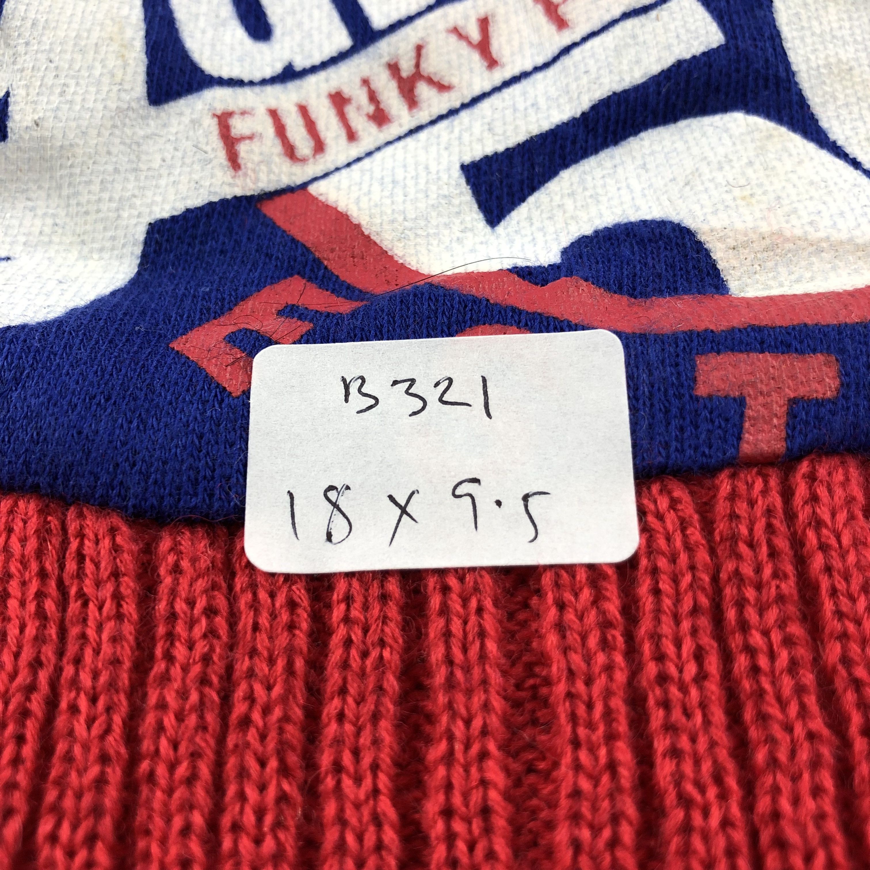 Japanese Brand Funky Pop Color Bobble Beanie Snowcap Snow Hat B321 Size ONE SIZE - 9 Thumbnail
