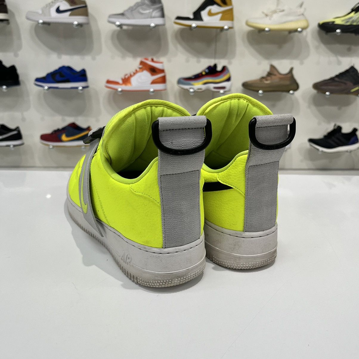 Nike Nike Air Force 1 Utility Volt Size US 12 / EU 45 - 4 Thumbnail