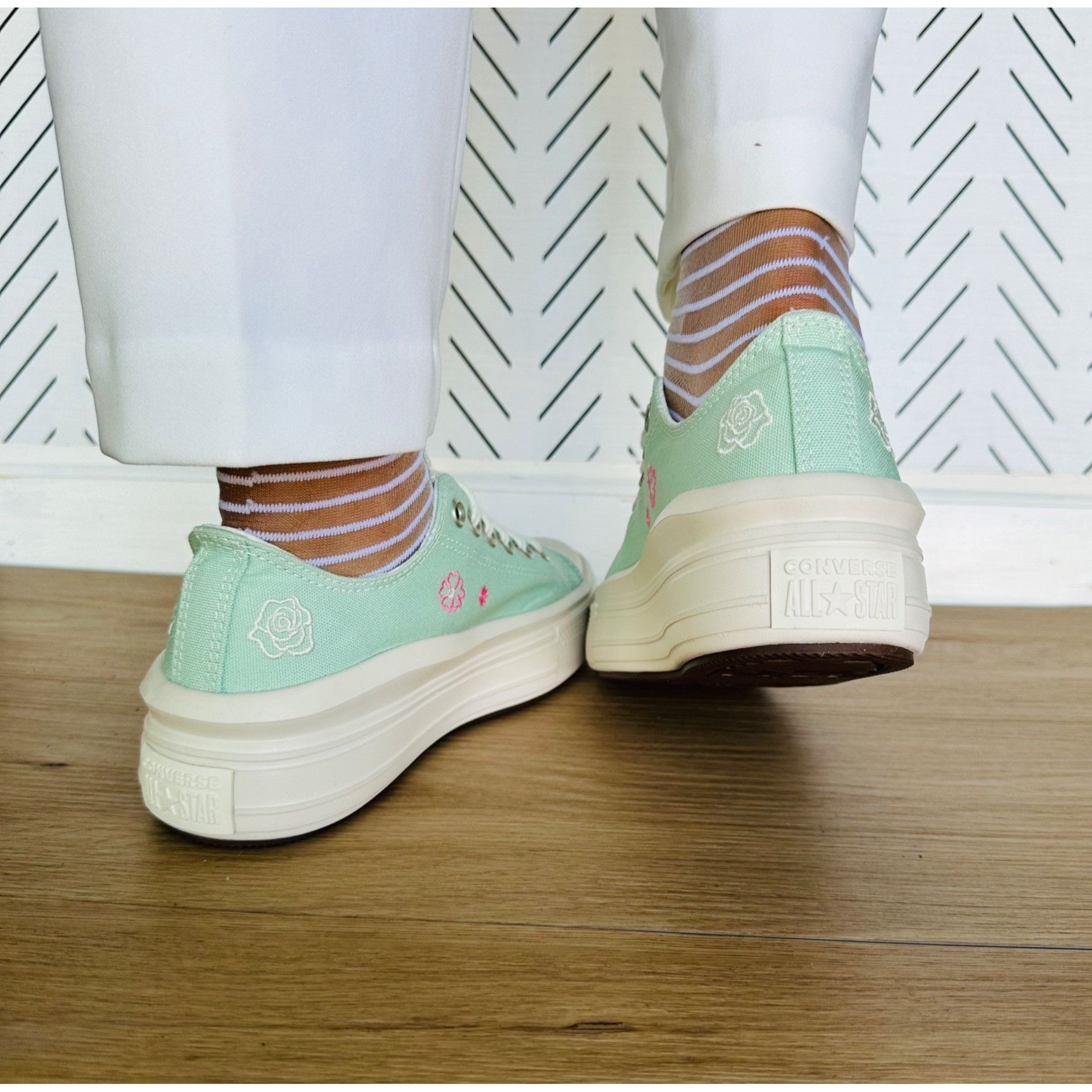 Converse ❤️Converse Chuck Taylor All Star Move Platform Sz 7.5 Women' Size US 7.5 / IT 37.5 - 5 Thumbnail
