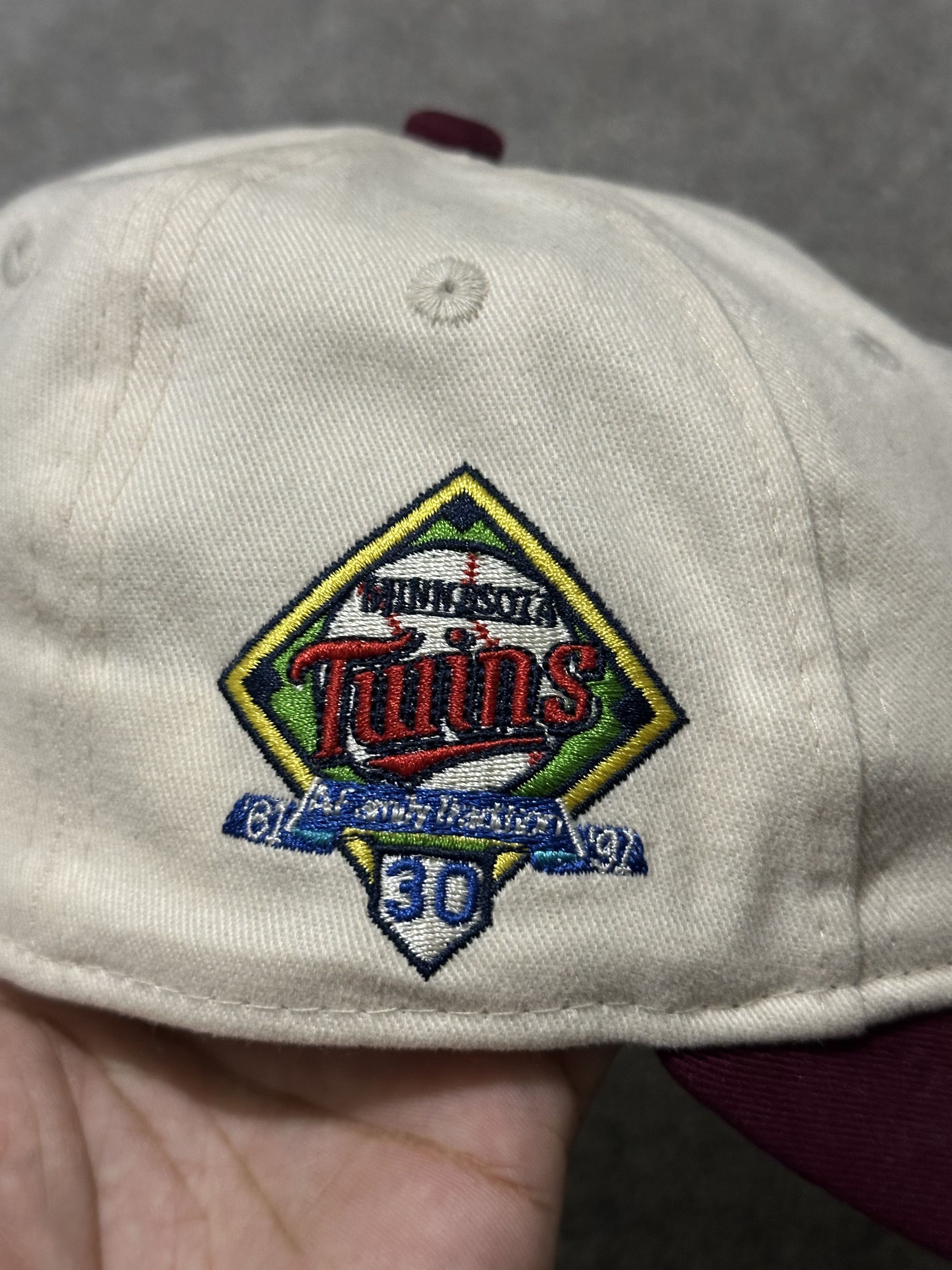 New Era Minnesota Twins “M” Cream/Maroon Relaxed Fitted – Size 7 1/4 Size ONE SIZE - 3 Thumbnail