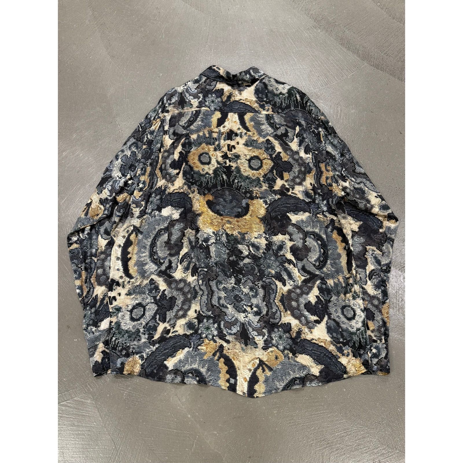 Acne Studios Acne Studios Sandrok cross stitch flower shirt Size XL / US 12-14 / IT 48-50 - 2 Thumbnail