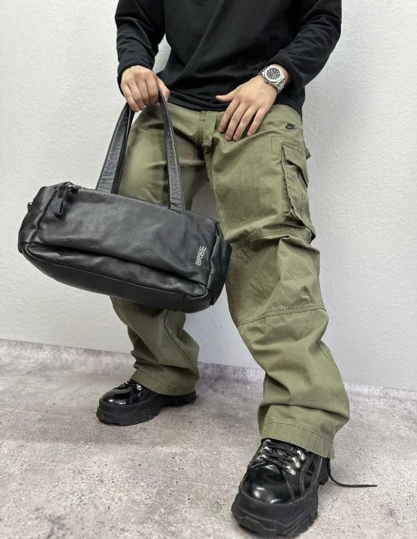 Archive Leather Metal Kamrii Style Vintage Messenger Bag in Black, Men's