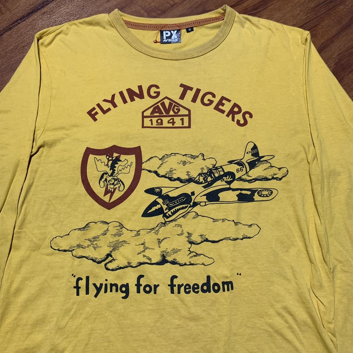 Avirex 90s avirex usaf flying tigers singel stich tee 🙌🏼 Size US M / EU 48-50 / 2 - 2 Thumbnail