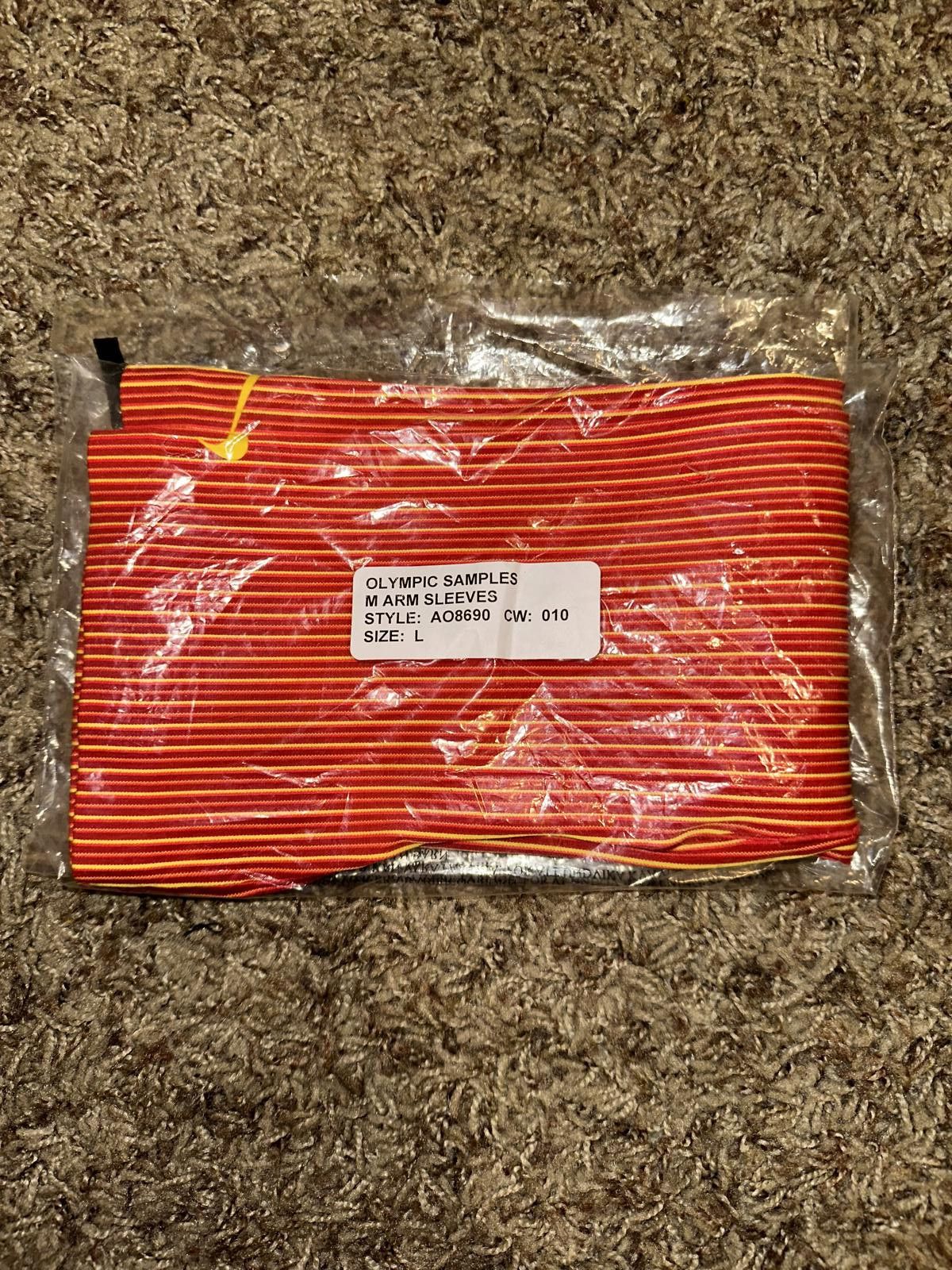 Nike Nike Pro Elite AO8492 Blue Red Striped Calf Warmer Running Sleeve Size ONE SIZE - 10 Thumbnail