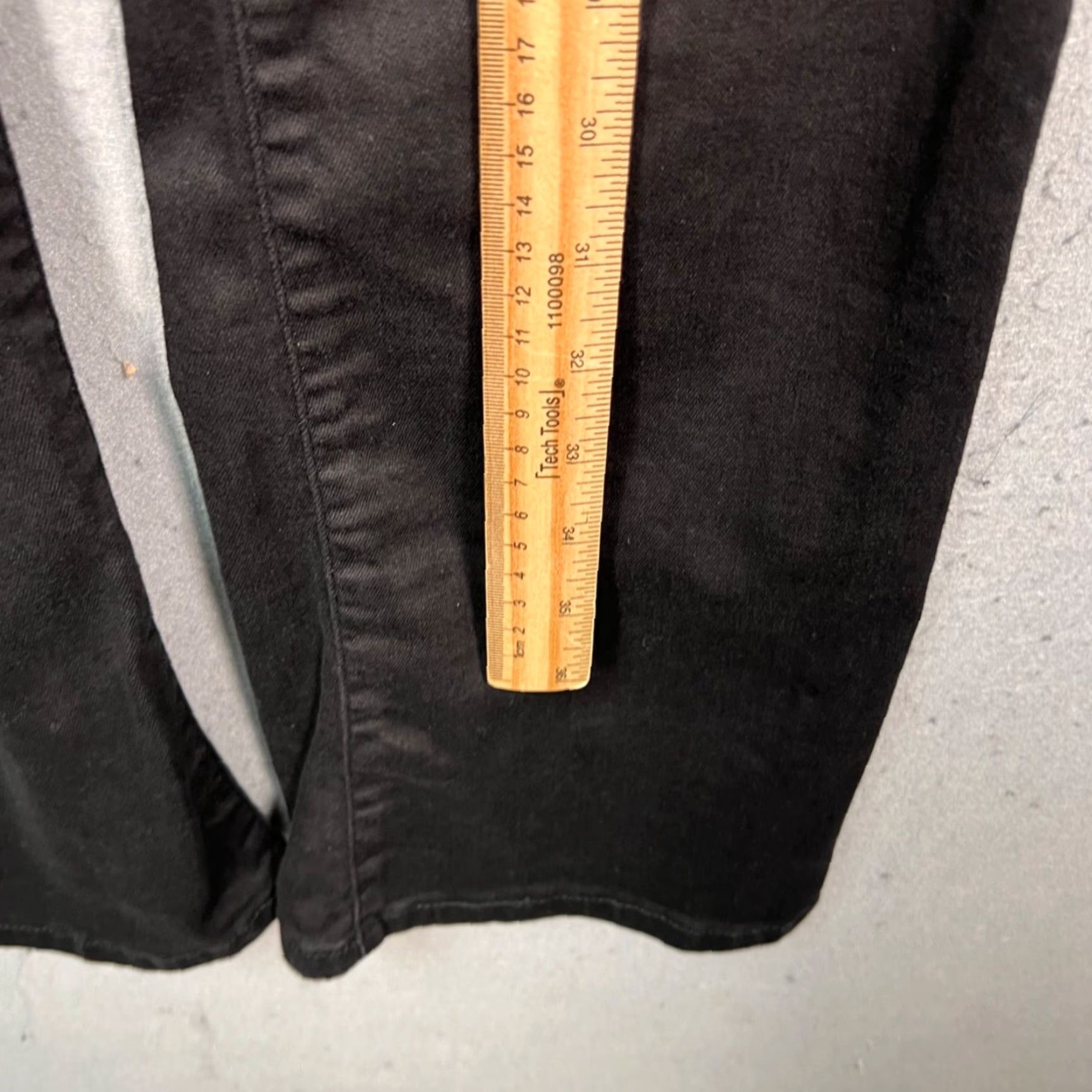 Levi's VINTAGE Levis Jeans 315 Shaping Bootcut Black Denim 5-Pocket Adult Womens 27 Inseam 32 Cotton Blend Size 27" / US 4 / IT 40 - 7 Thumbnail