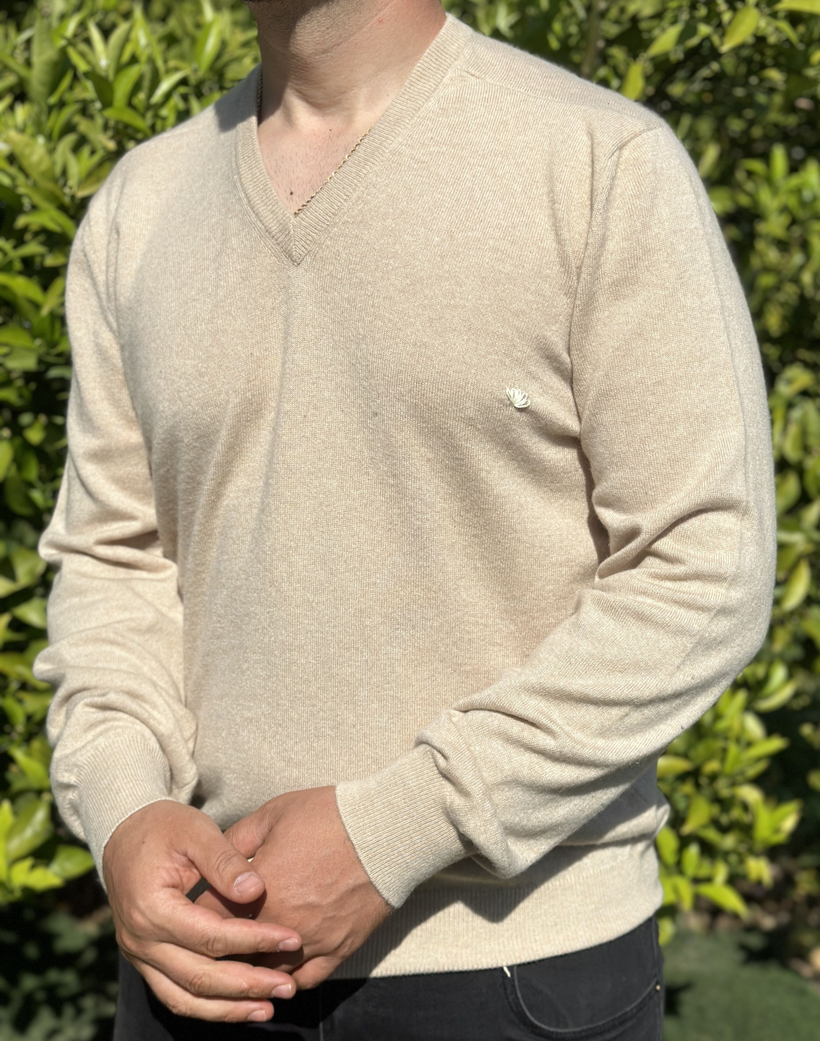 Brunello Cucinelli Pure Cashmere Brunello Cucinelli Light V Neck Size 52 L XL Size US L / EU 52-54 / 3 - 10 Thumbnail