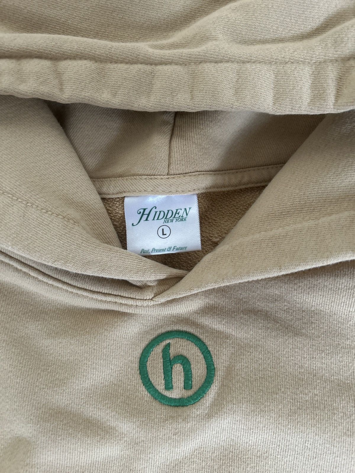 HIDDEN Hidden NY Hoodie Size L Size US L / EU 52-54 / 3 - 4 Thumbnail