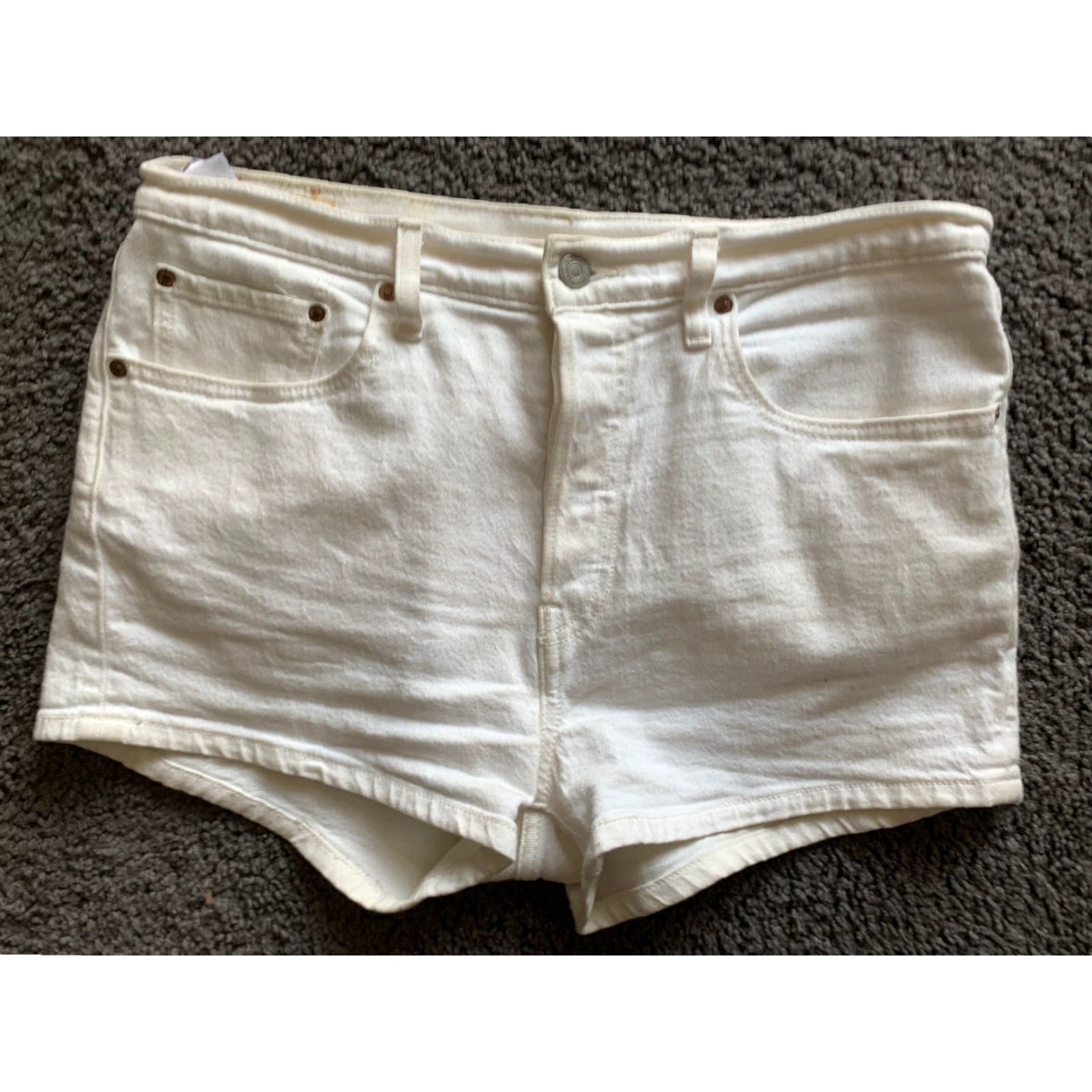 Levi's Levi's Women's 501 Original High-Rise Jean Shorts Sz 30 White Size 30" / US 8 / IT 44 - 3 Thumbnail