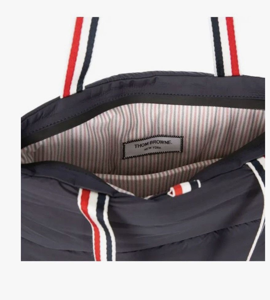 Thom Browne Thom Browne Quilted padded nylon taffeta tote in navy Size ONE SIZE - 5 Thumbnail