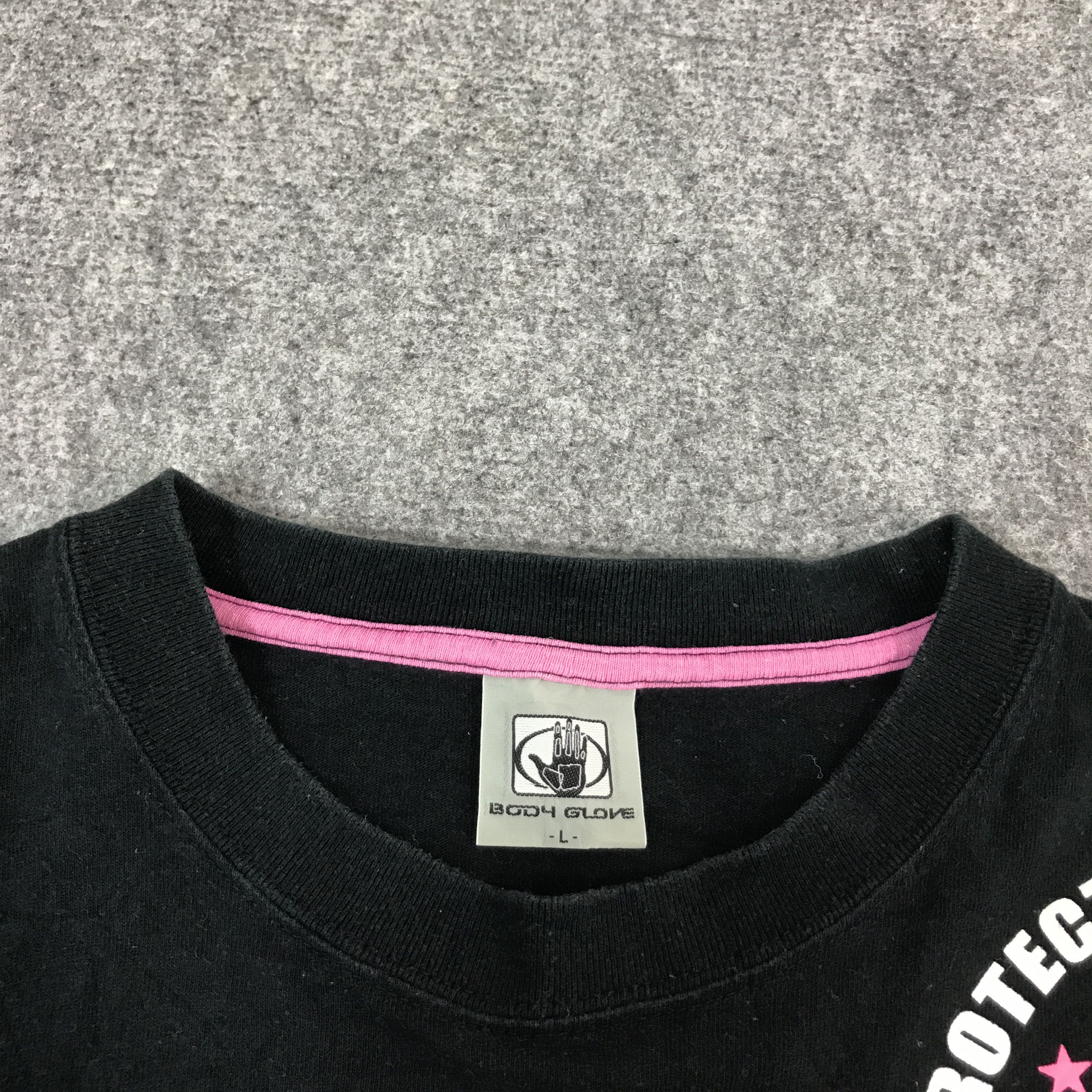 Body Glove vintage body glove surf design brand rare design tshirts Size US L / EU 52-54 / 3 - 5 Thumbnail