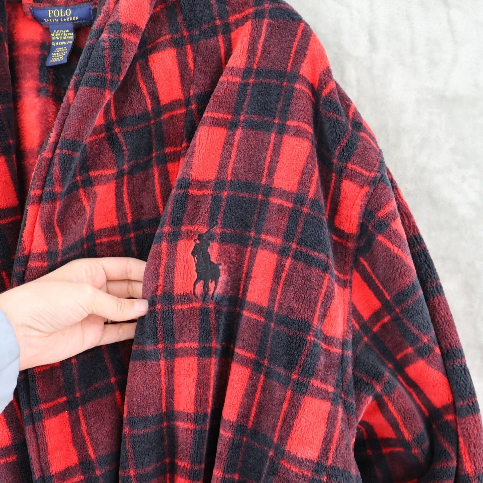 Polo Ralph Lauren Polo Ralph Lauren Robe Mens S/M Red Black Plaid Fleece Plush Size 40 - 6 Thumbnail