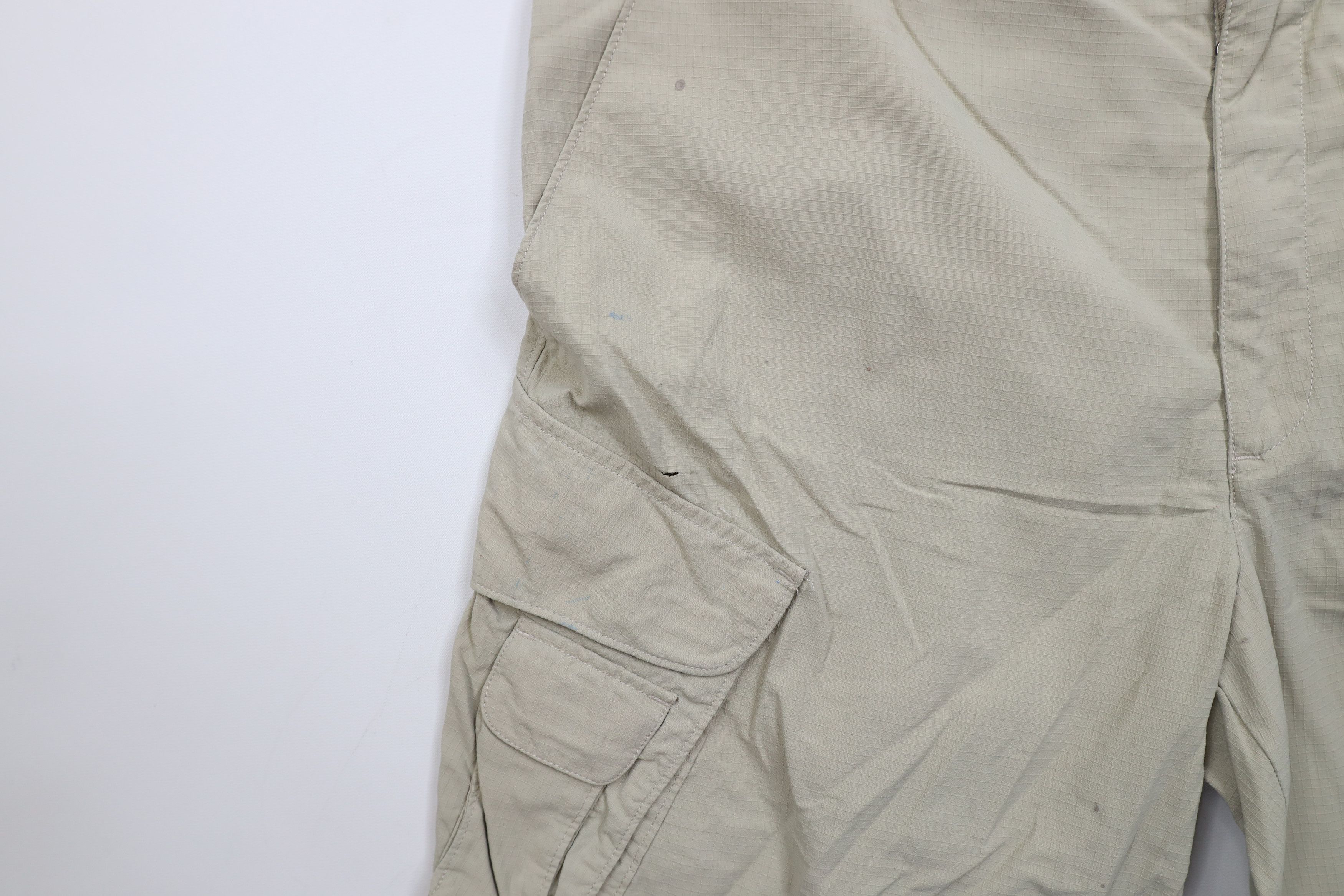 Under Armour × Vintage Vintage Under Armour Ripstop Baggy Cargo Shorts Beige Size US 34 / EU 50 - 7 Thumbnail