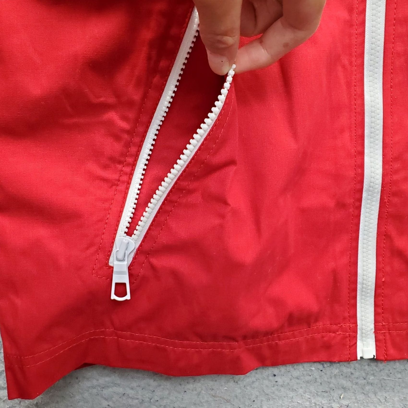 Rains Threads & Heirs Rain Jacket Womens M Red Waterproof Hooded Full Zip Jacket Size M / US 6-8 / IT 42-44 - 7 Thumbnail