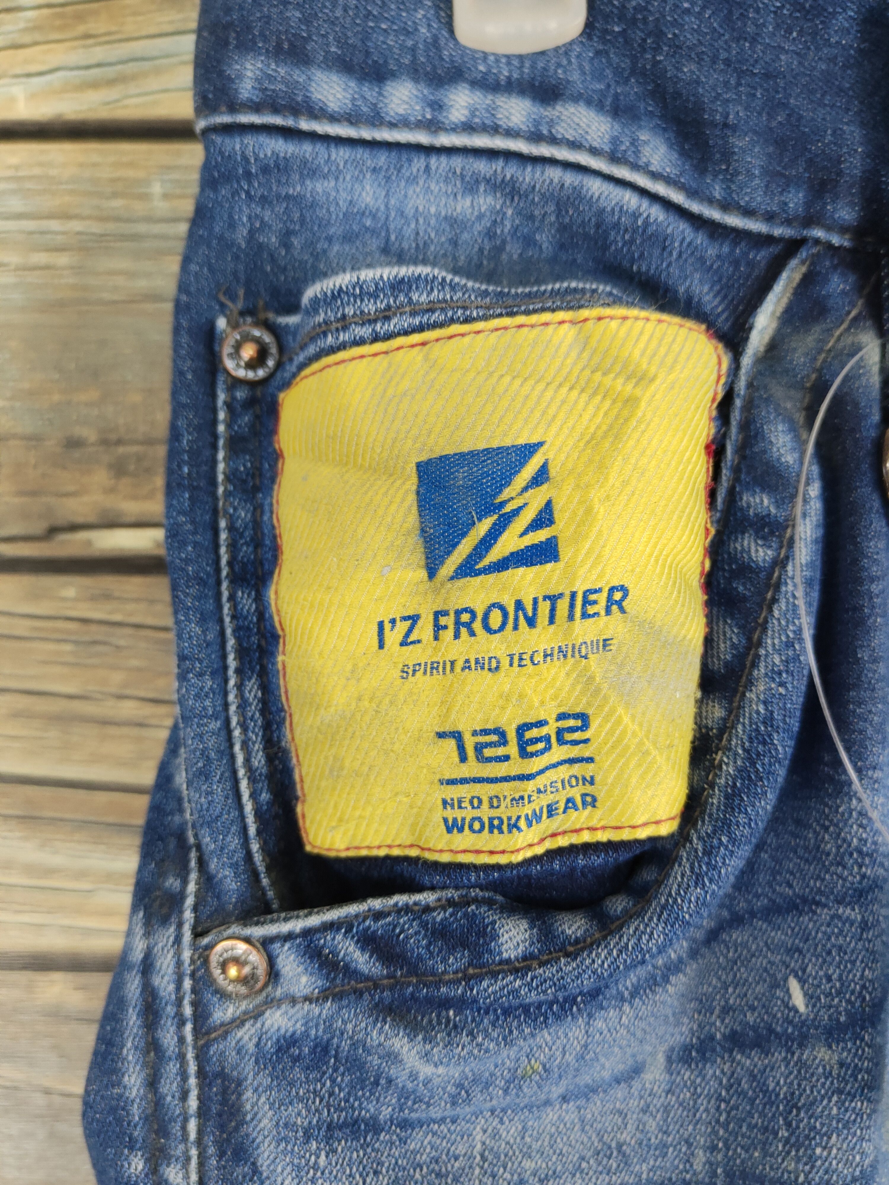 Japanese Brand I'z Frontier utility Distressed Ripped denim Jeans #W1981 Size US 30 / EU 46 - 3 Thumbnail