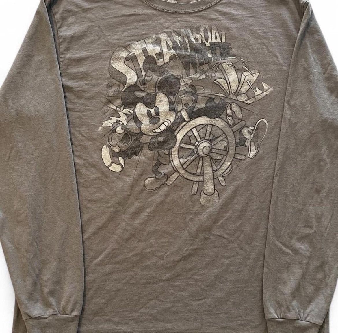Disney Steamboatwillie Long sleeve shirt Size US XL / EU 56 / 4 - 2 Thumbnail