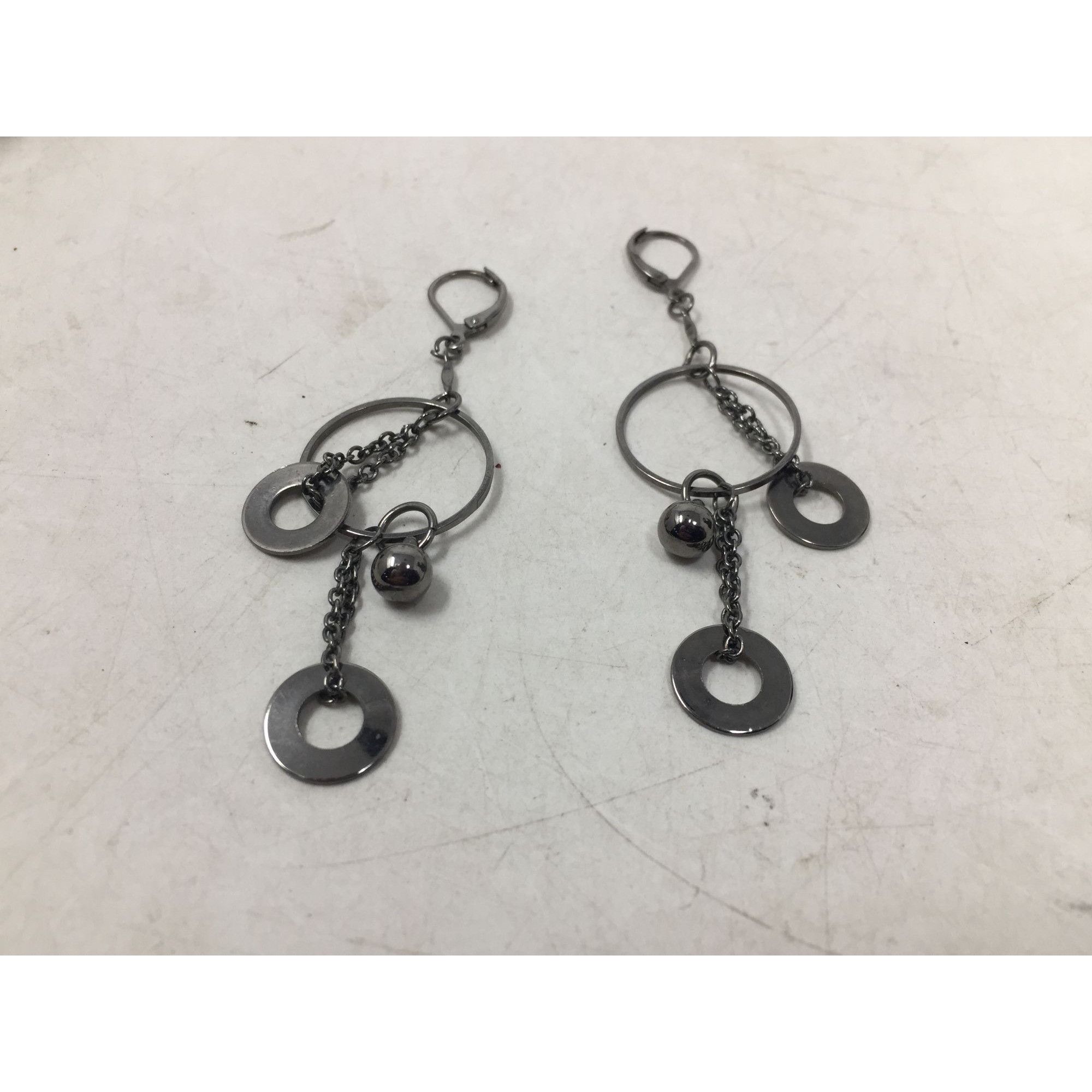 Other Women's Unique Silver Tone Layered Circle Dangle Earrings Size ONE SIZE - 3 Thumbnail