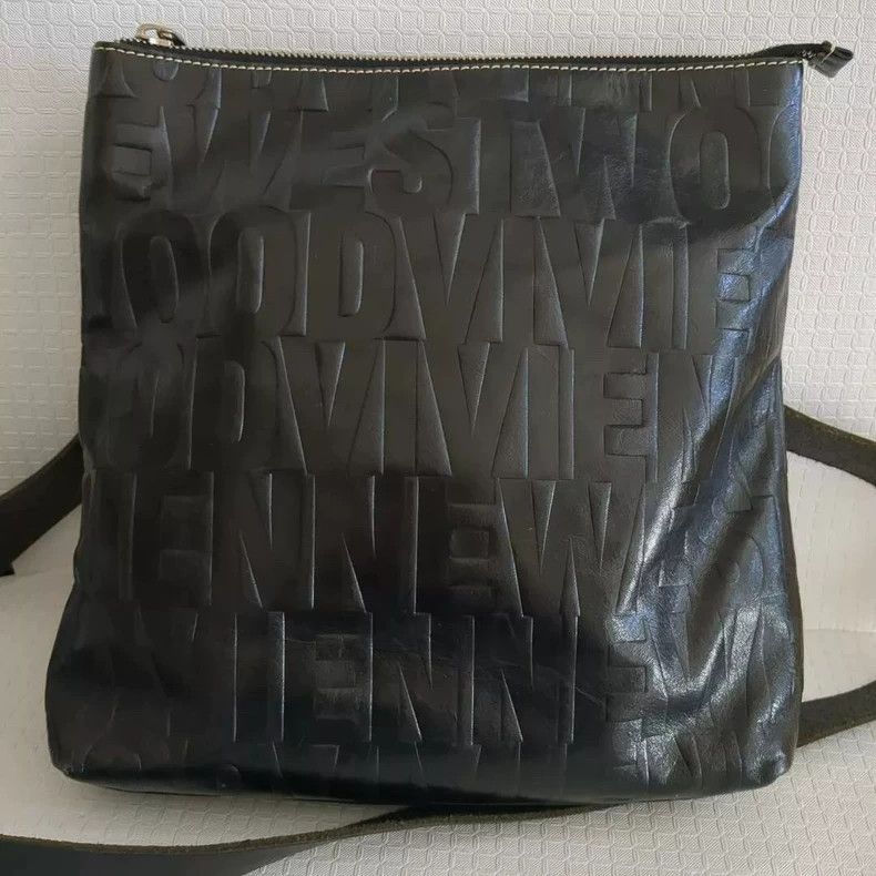 Vivienne Westwood Vivienne Westwood Black oil wax leather text full print Sa Size ONE SIZE - 2 Thumbnail