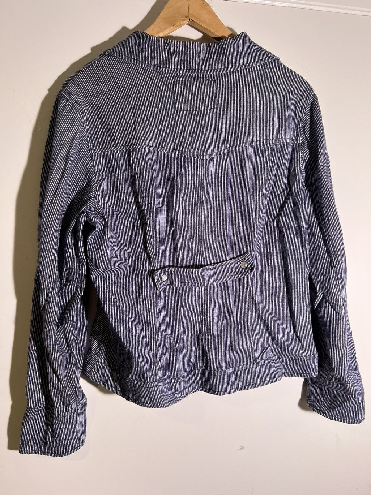 Vintage Y2K 2000’s VTG Vintage AMI Pinstripe Ruffled Retro Shirt Size M / US 6-8 / IT 42-44 - 2 Thumbnail