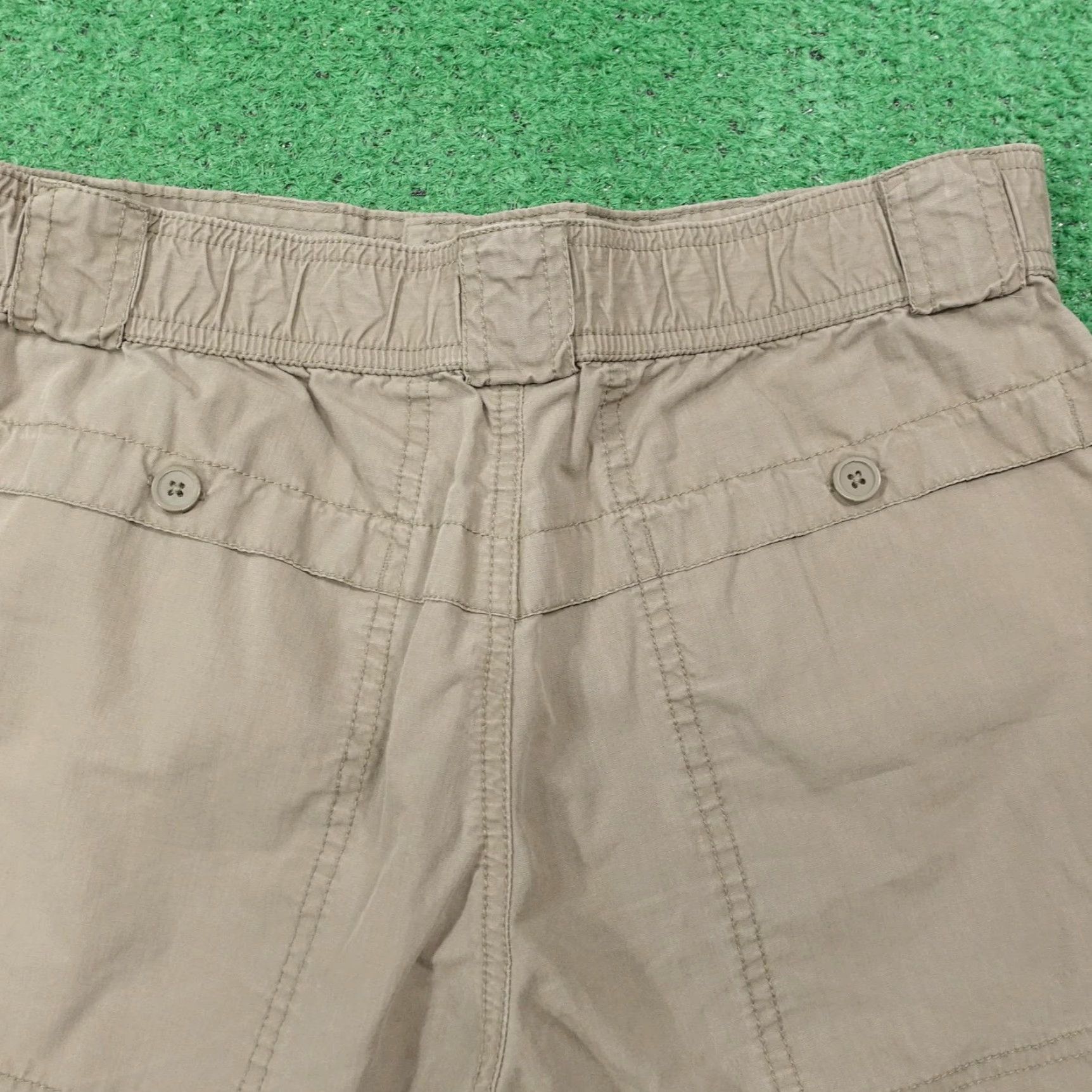 Gap Gap Cargo Shorts Womens Size 6 Green Pockets Casual Summer 4 in Inseam Womens Size 28" / US 6 / IT 42 - 4 Thumbnail