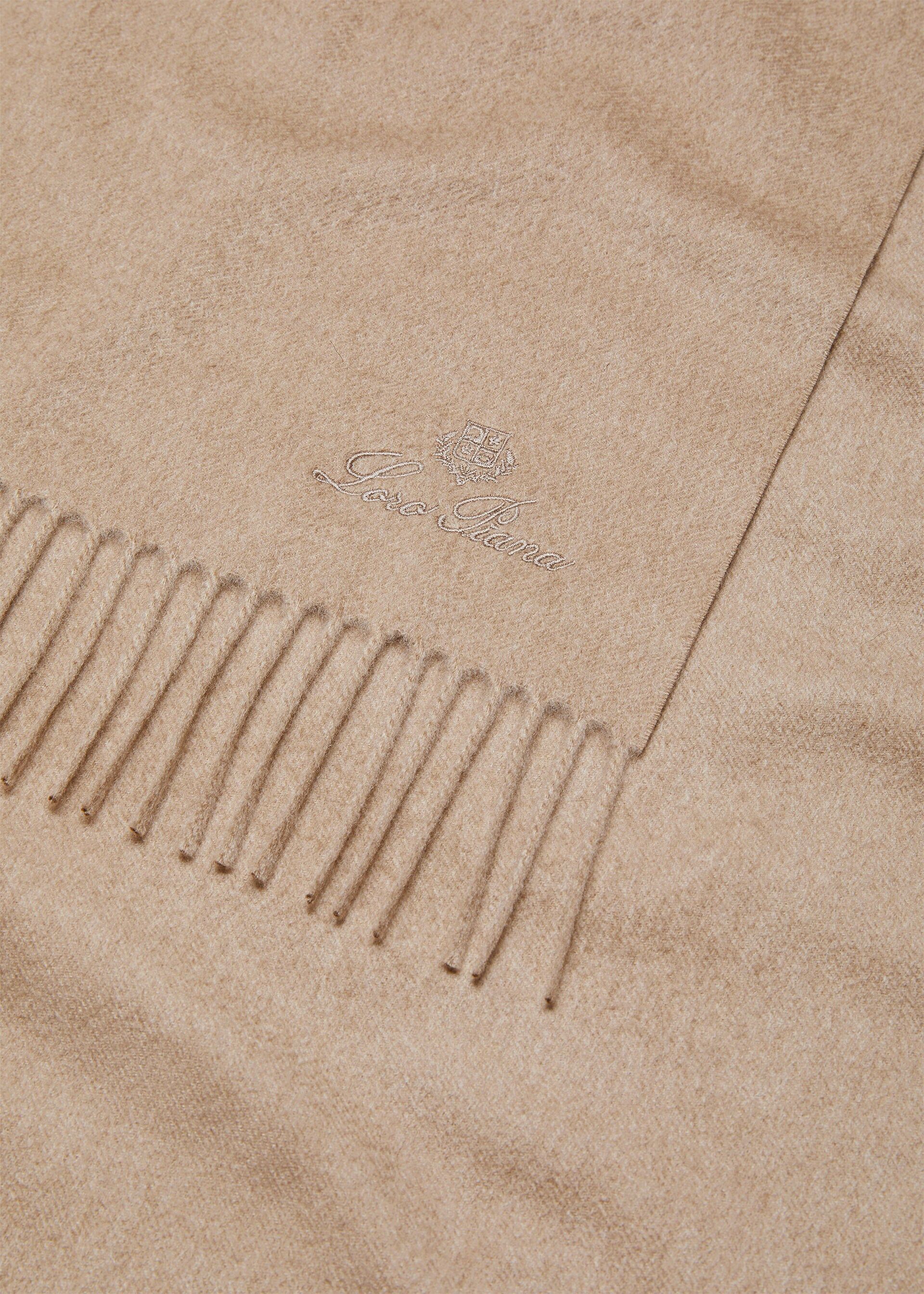 Loro Piana os11x0426 FAO3766 Size: OS / Grande Unita Scarf Desert Rose Size ONE SIZE - 2 Thumbnail