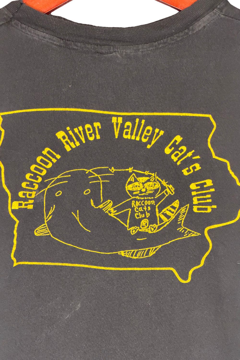 Hanes 90s Raccoon River Valley Catfish Club Pocket Tee Hanes XL Size US XL / EU 56 / 4 - 6 Thumbnail
