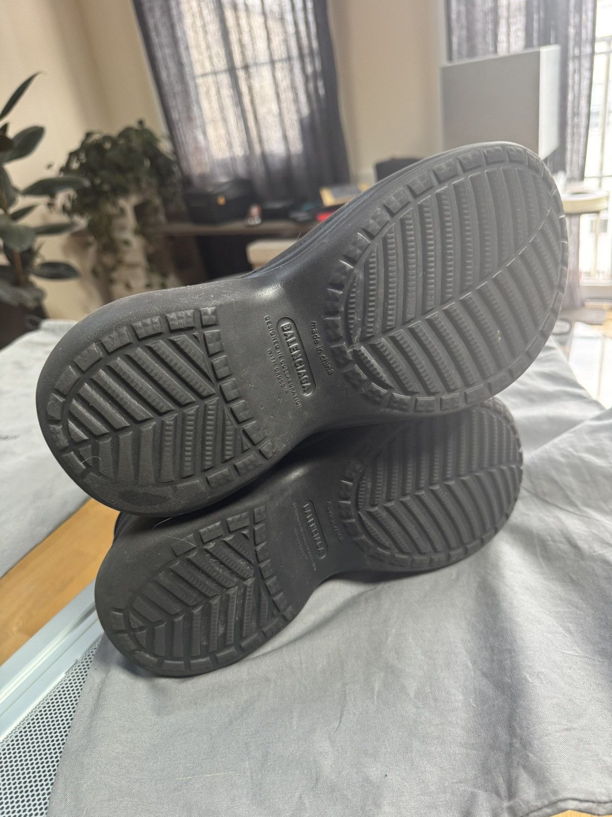 Balenciaga × Crocs Balenciaga Croc Boots Size US 8 / EU 41 - 11 Thumbnail