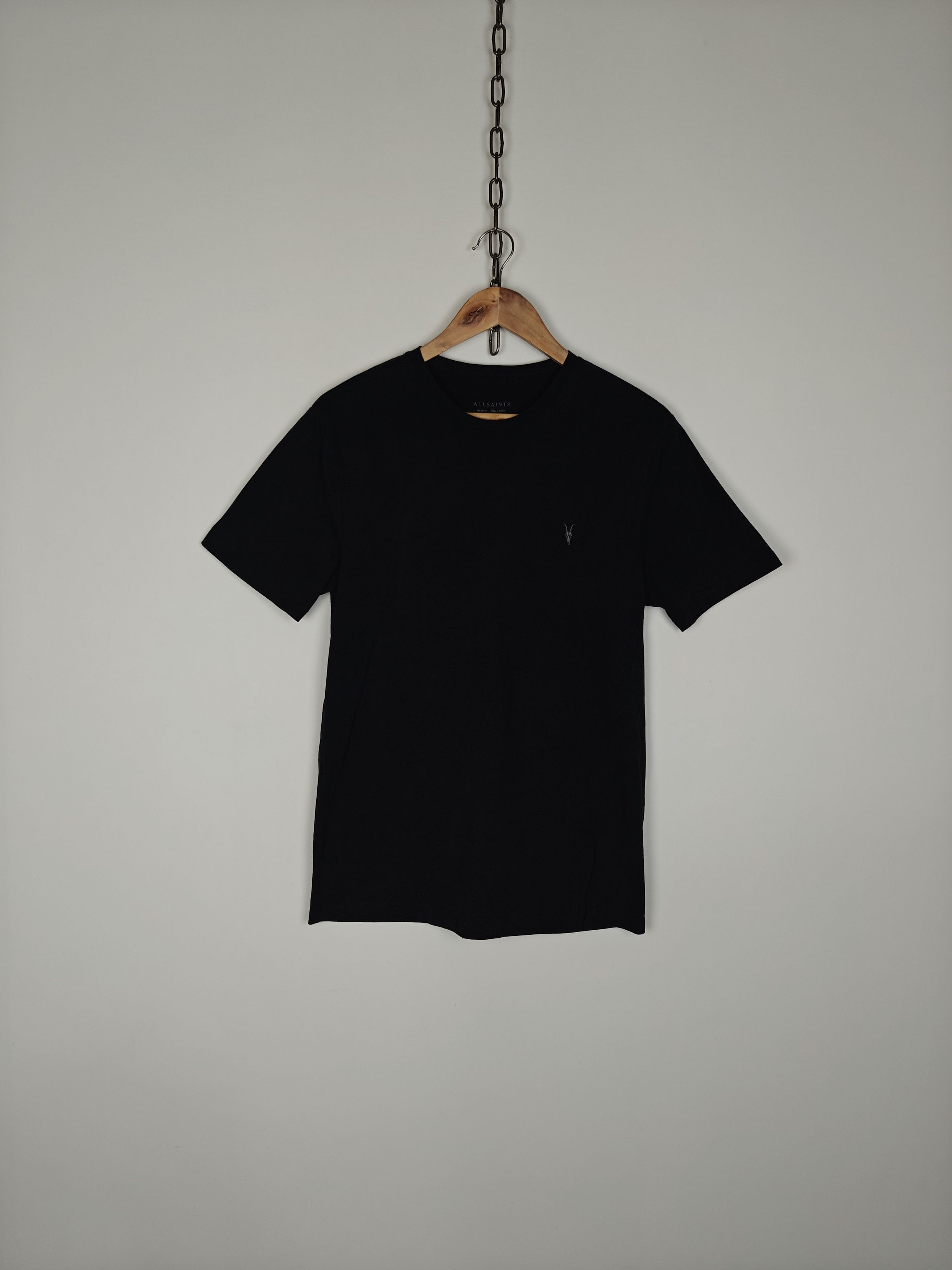 Allsaints Allsaints Basic T-Shirt Small Logo Tee Black size M Size US M / EU 48-50 / 2 - 1 Thumbnail