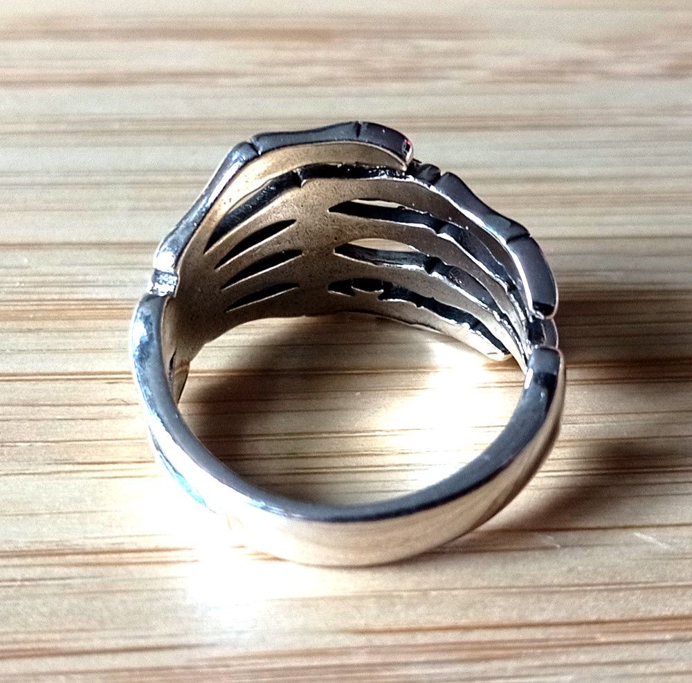 Designer × Vintage Vintage Gothic Skull Skeleton Claw Silver Ring Chrome Rave Size ONE SIZE - 4 Thumbnail