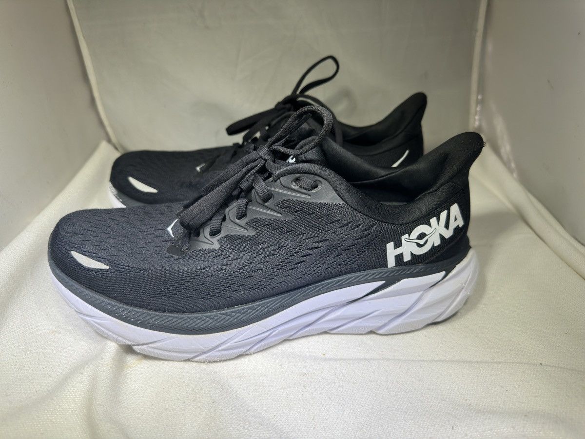 Hoka One One Hoka Clifton 8 Black Running Shoes Women's 8.5D