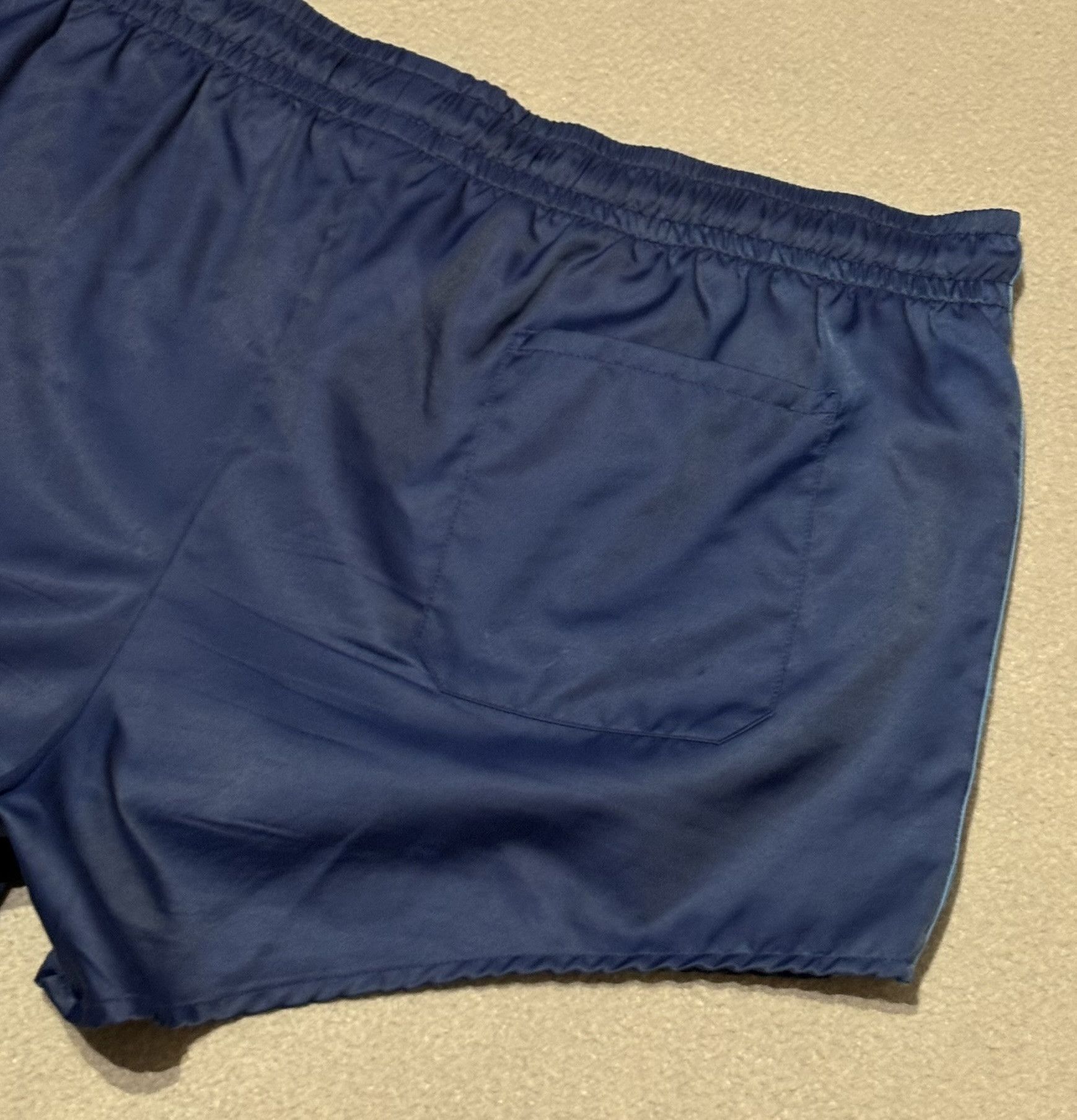 Adidas Sports shorts Germany Bundeswehr Adidas 1992 vintage size M Size US 32 / EU 48 - 10 Thumbnail