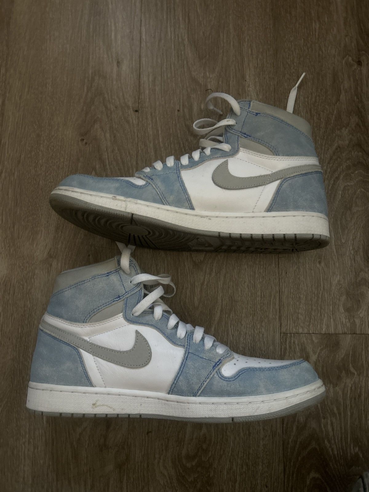 Nike Air Jordan 1 High OG Hyper Royal Size US 11.5 / EU 44-45 - 4 Thumbnail